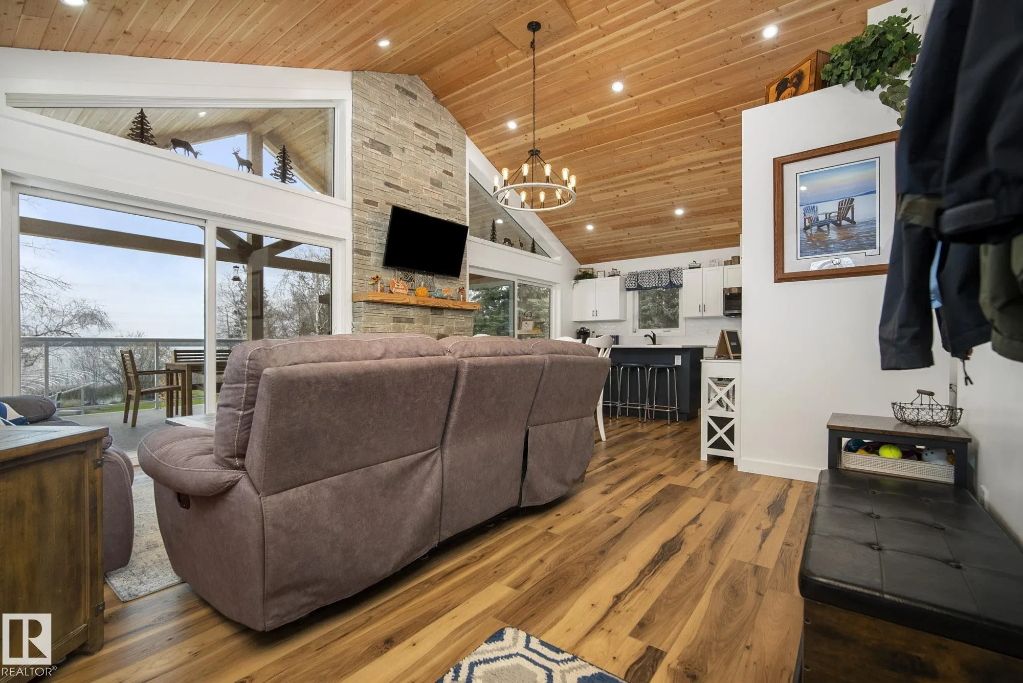 3215 TWP ROAD 574
