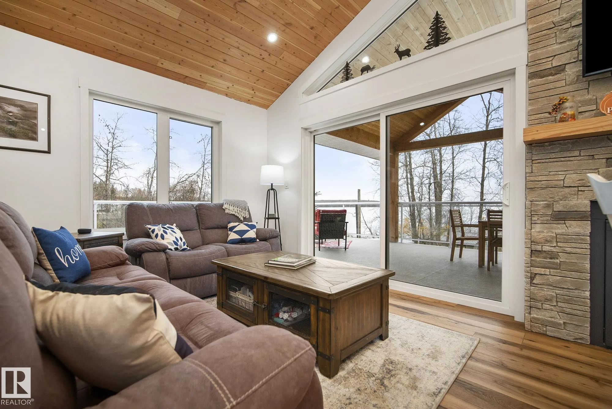 3215 TWP ROAD 574