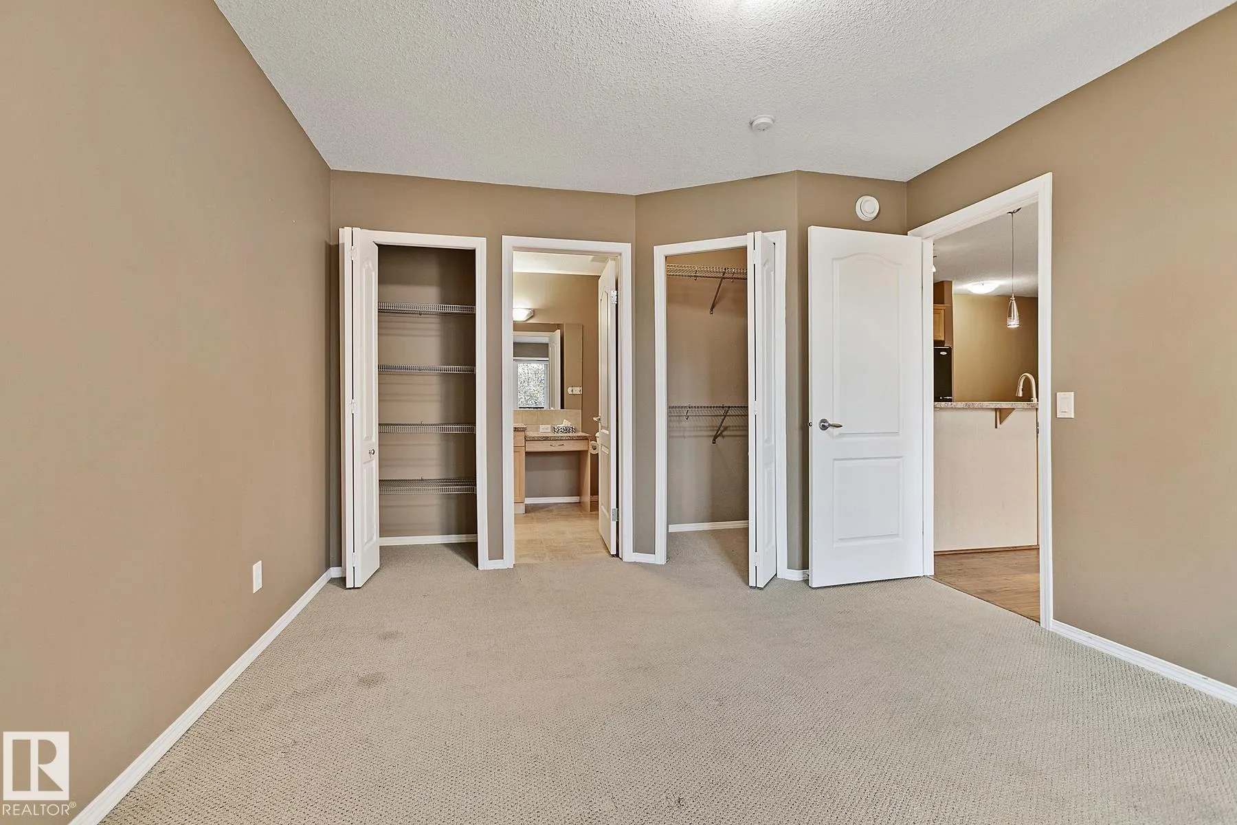671 SILVER BERRY Road