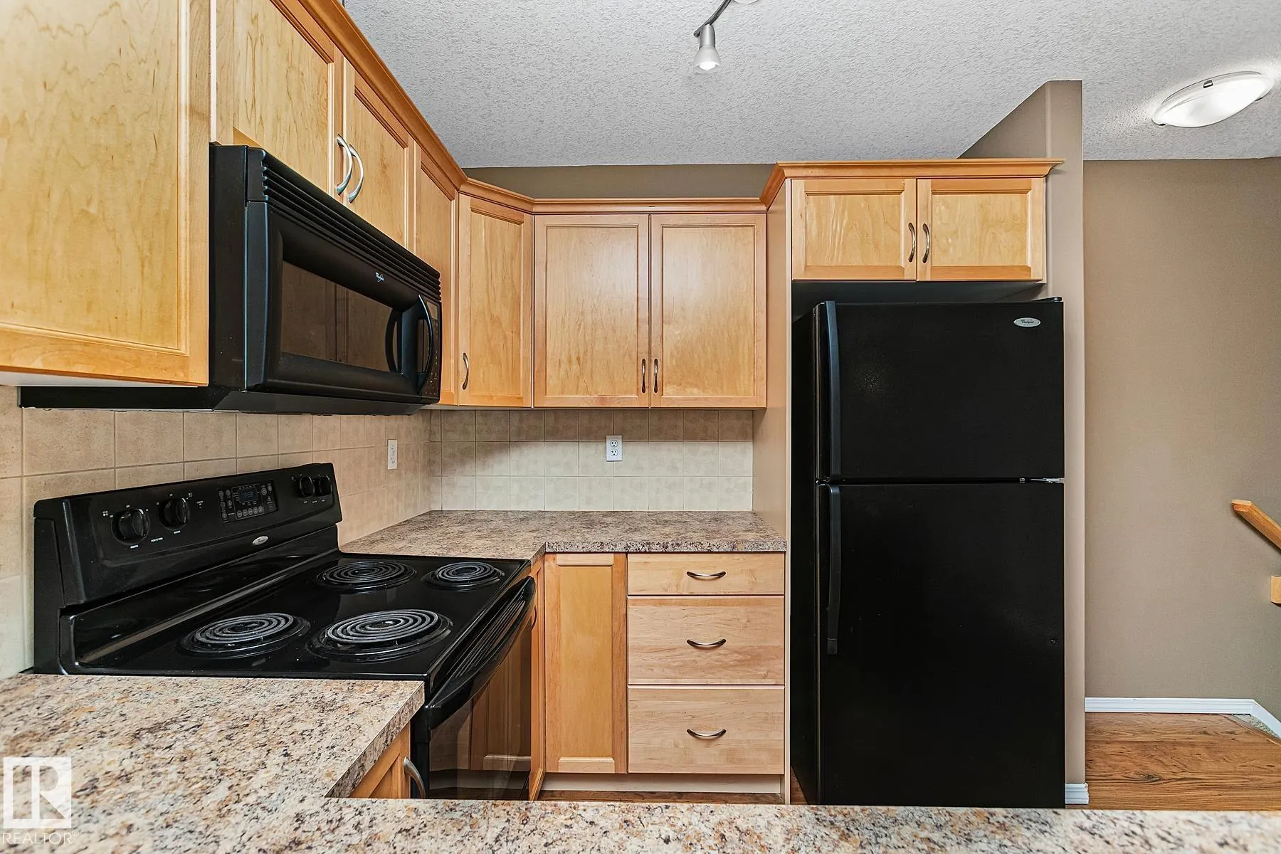 671 SILVER BERRY Road