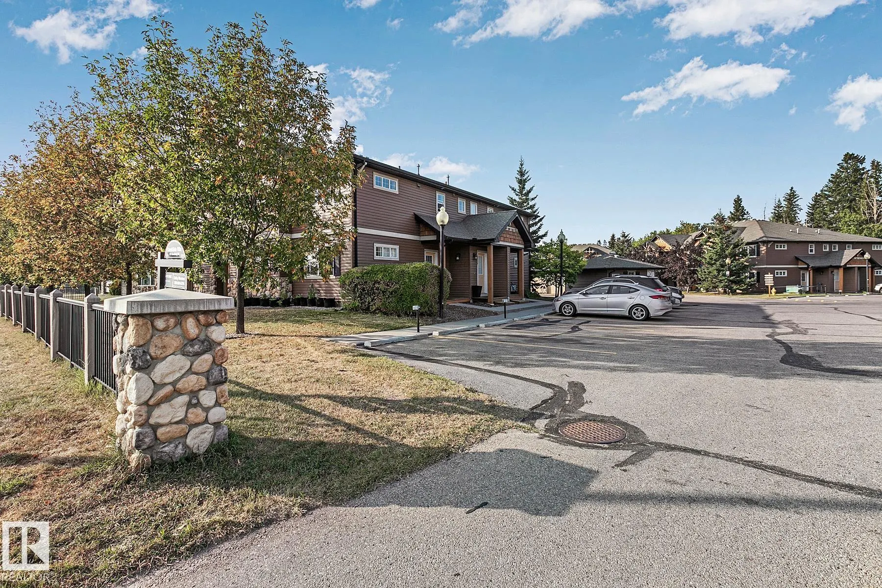 671 SILVER BERRY Road