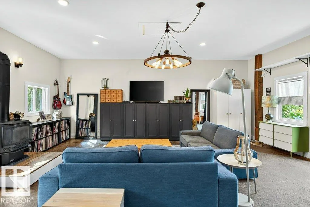 12-50105 Range Road 201