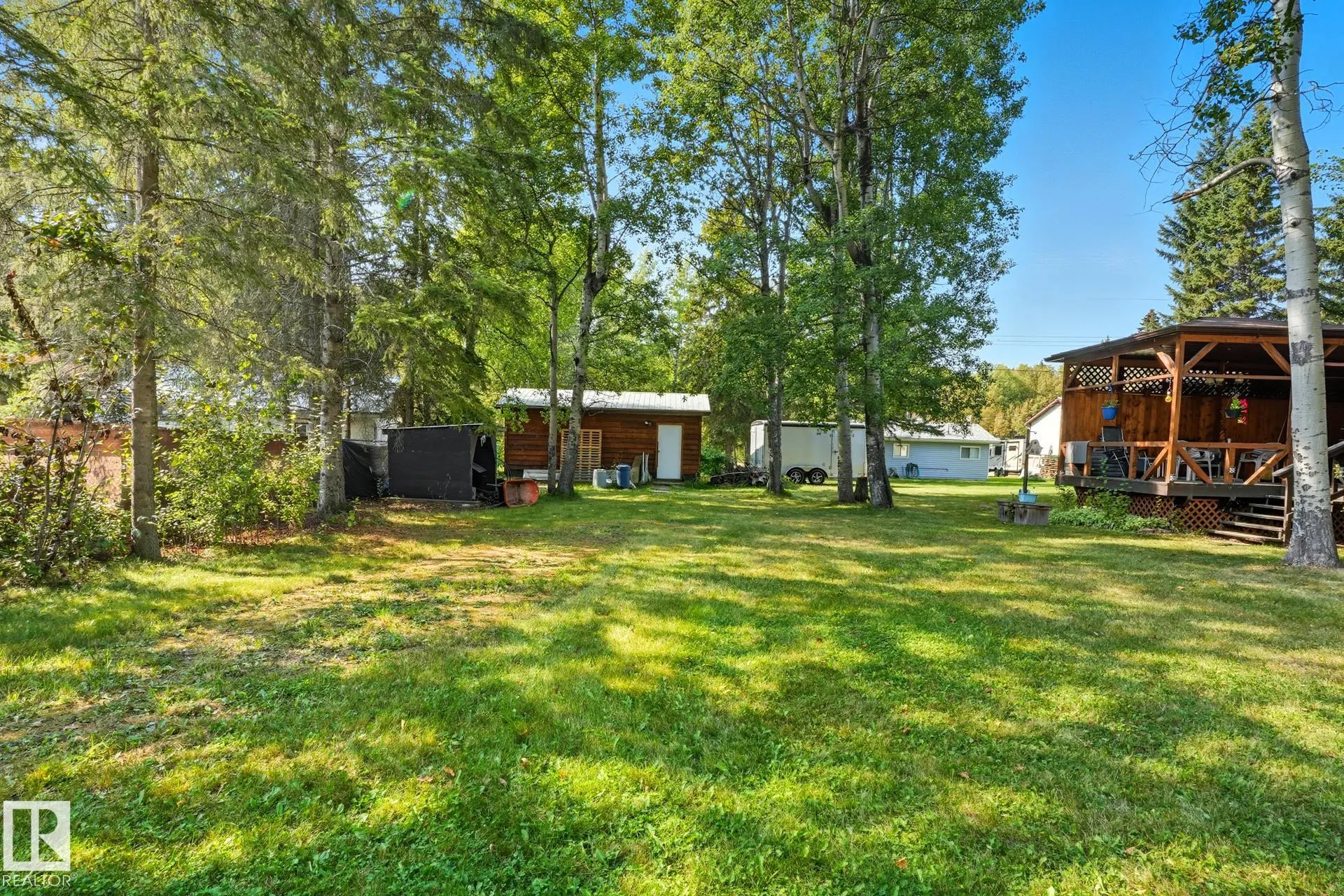 6309 49 St
