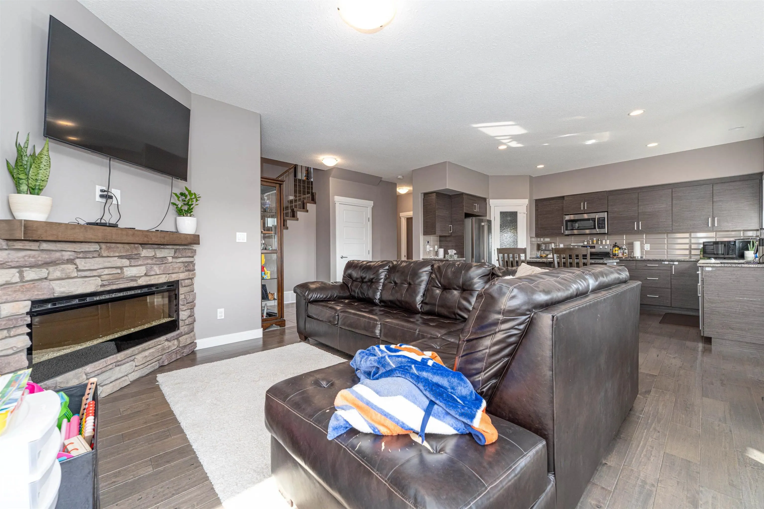 45 SANDALWOOD Place