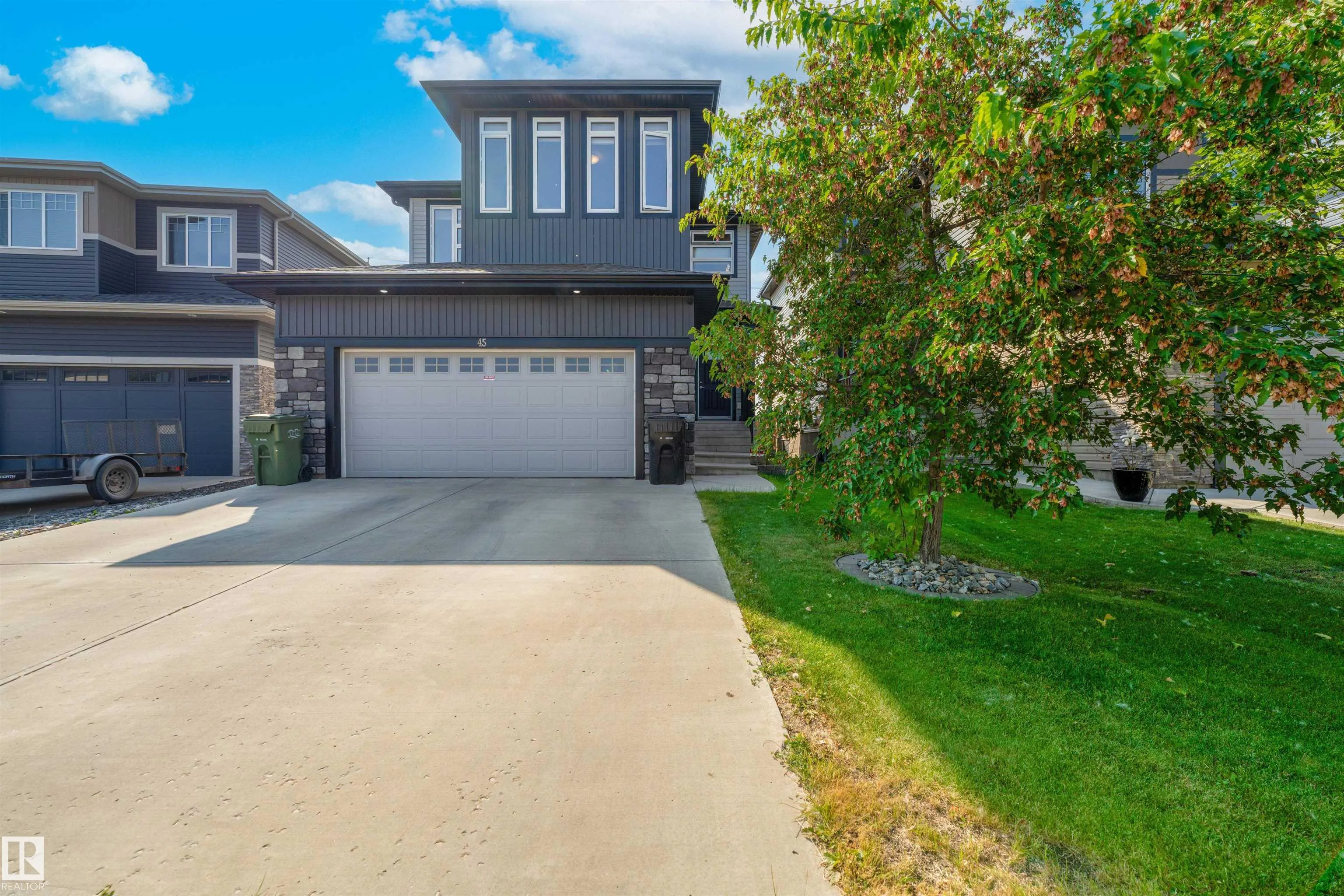 45 SANDALWOOD Place