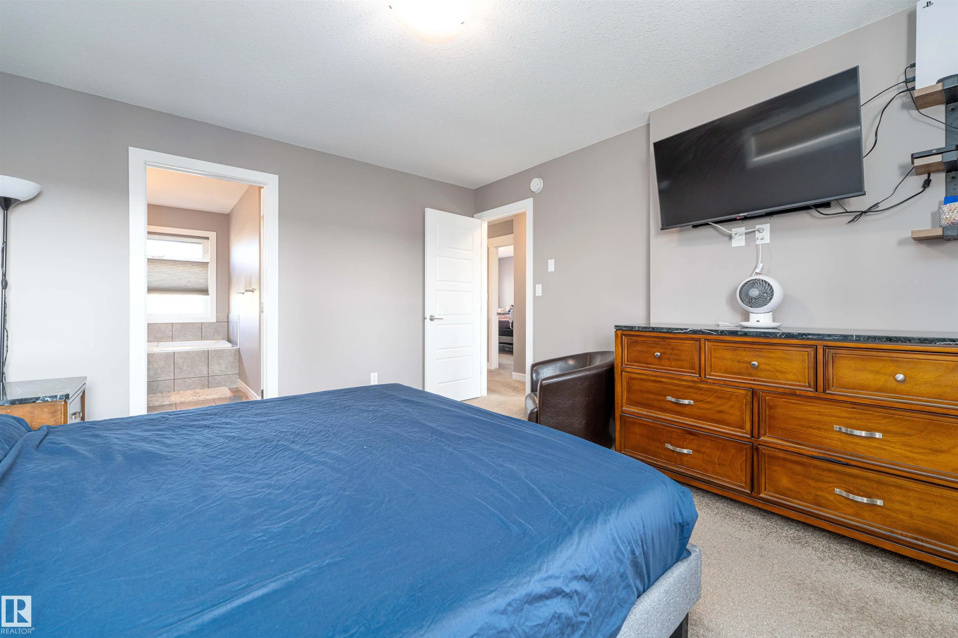 45 SANDALWOOD Place