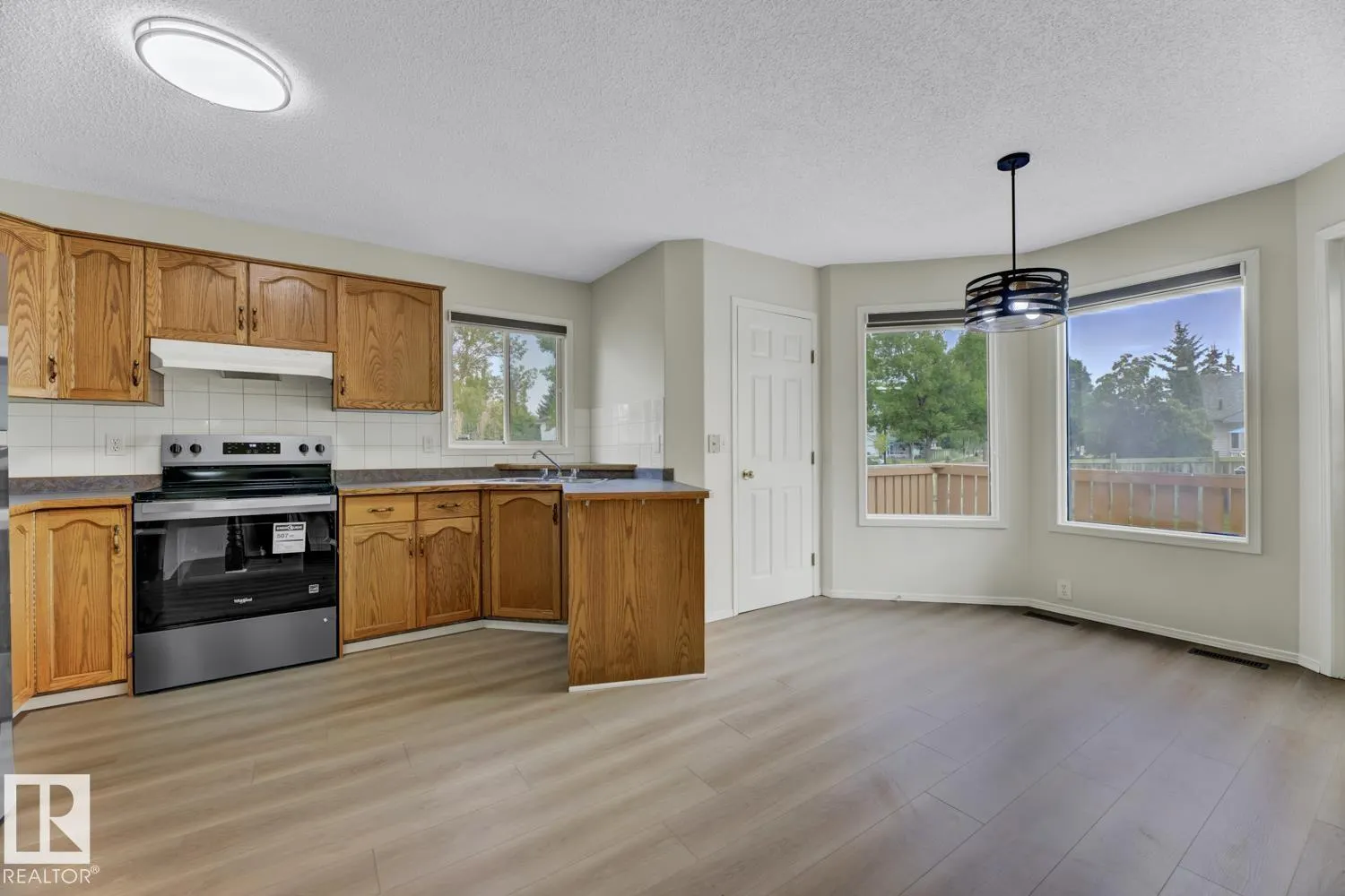 1187 POTTER GREENS Drive