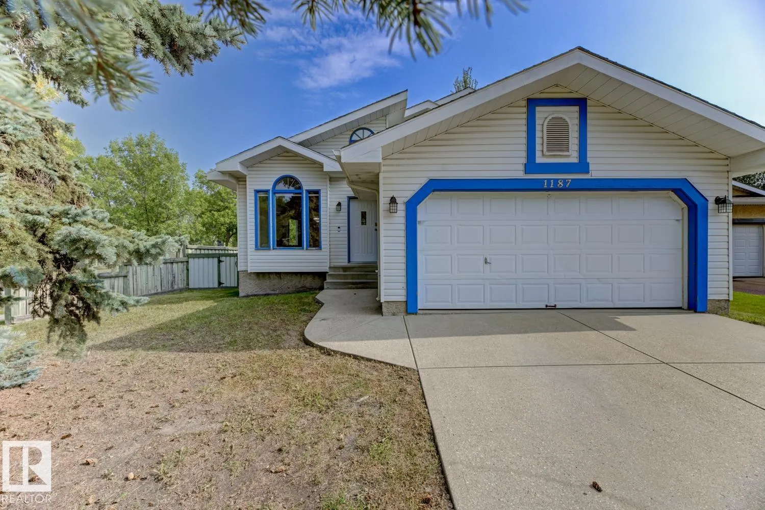 1187 POTTER GREENS Drive
