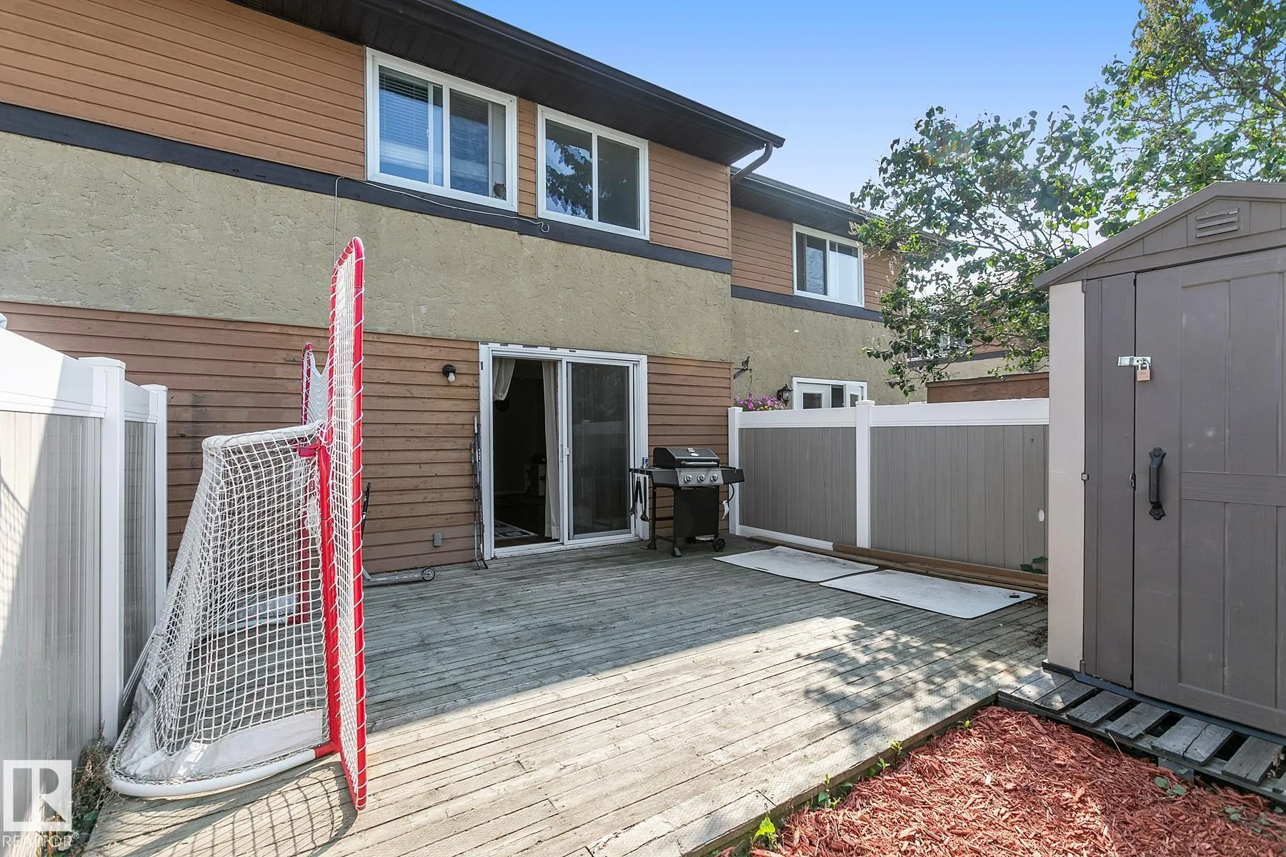 125 WOODBOROUGH Way