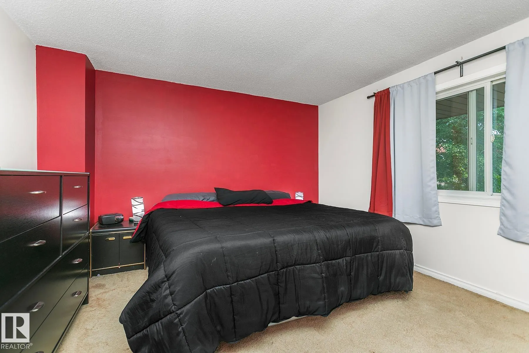 125 WOODBOROUGH Way