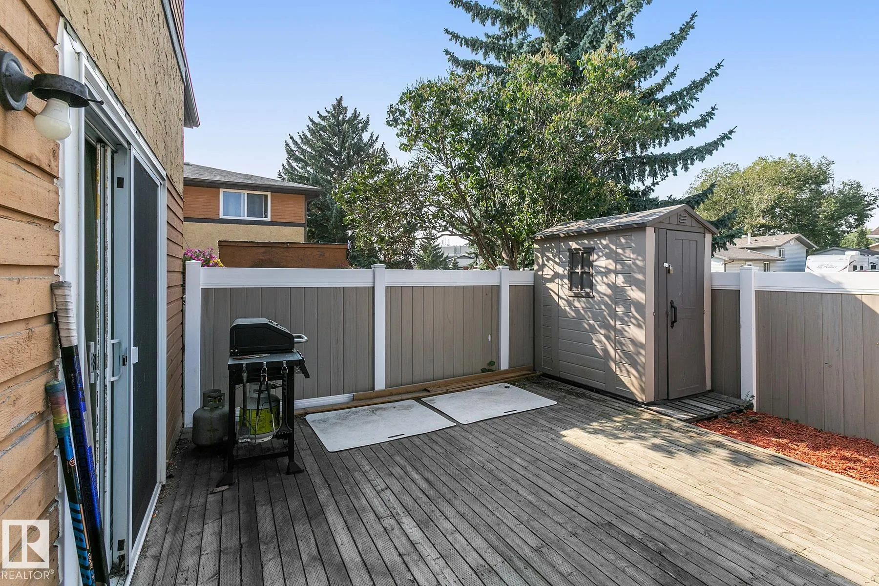 125 WOODBOROUGH Way