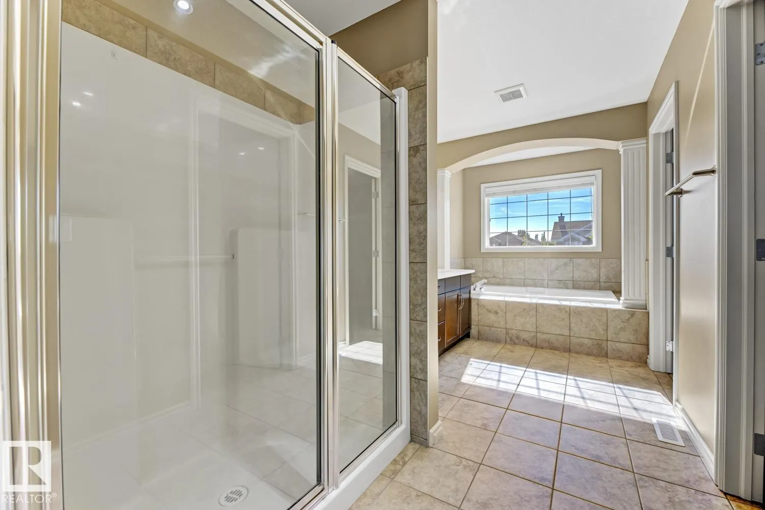 3105 TREDGER Place