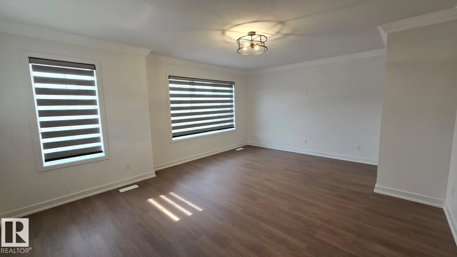 42 TILIA Place