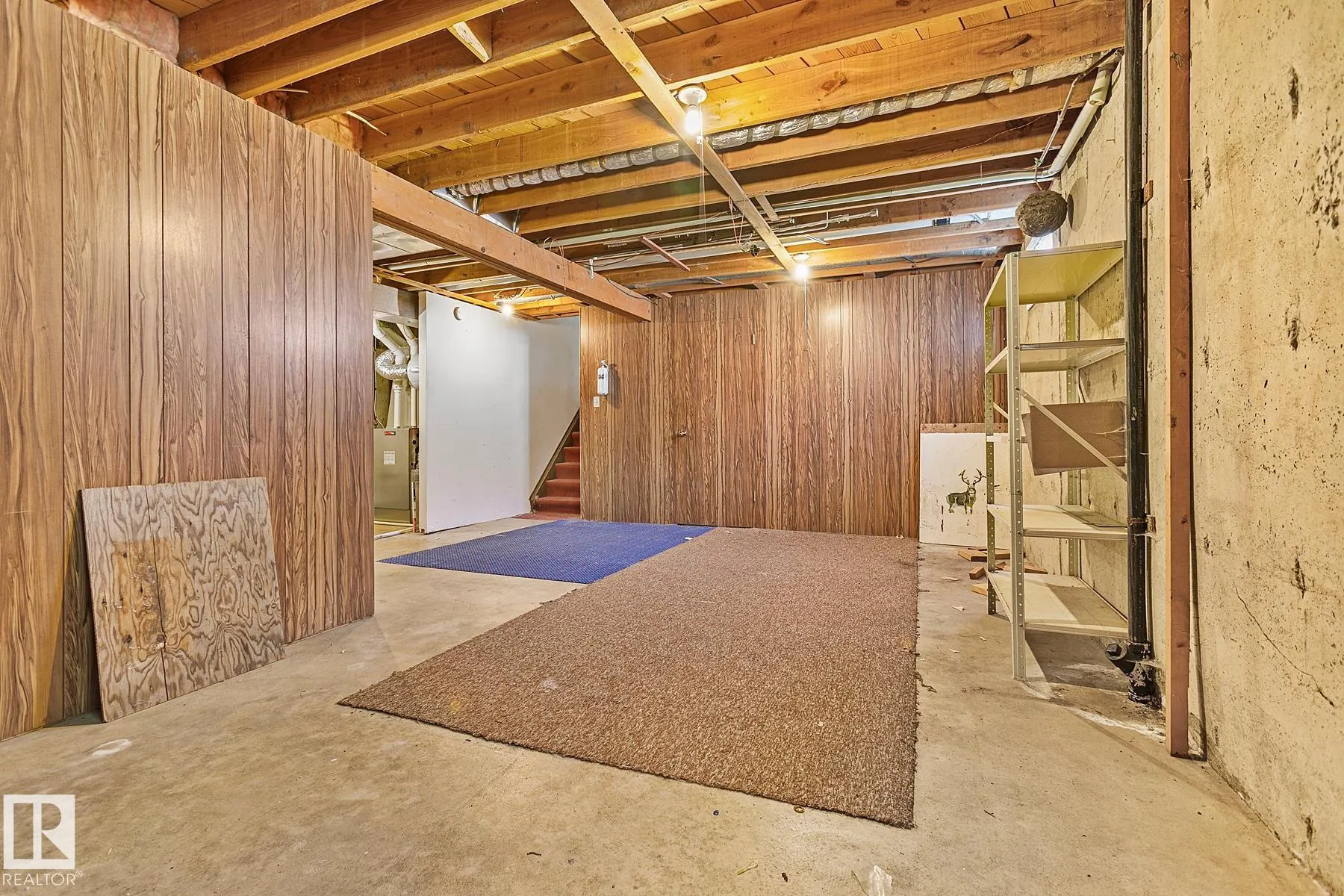 74 APACHE Crescent