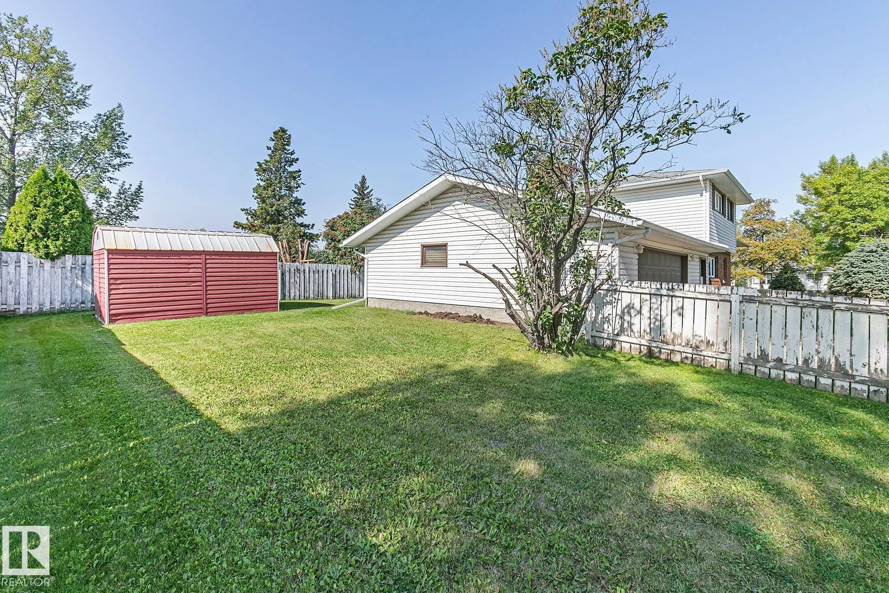 74 APACHE Crescent