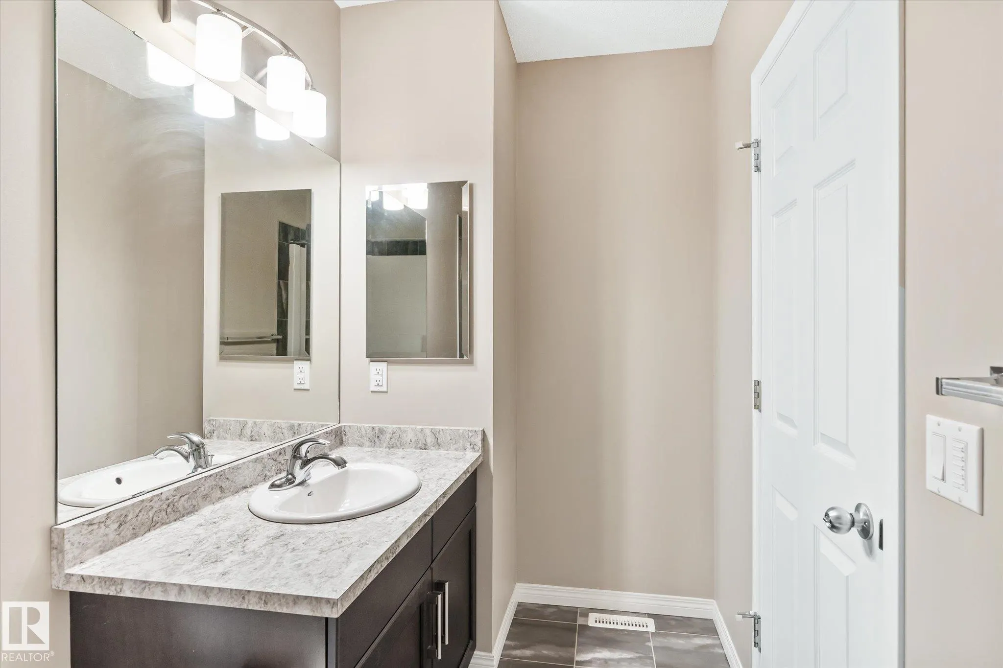741 EAGLESON Crescent