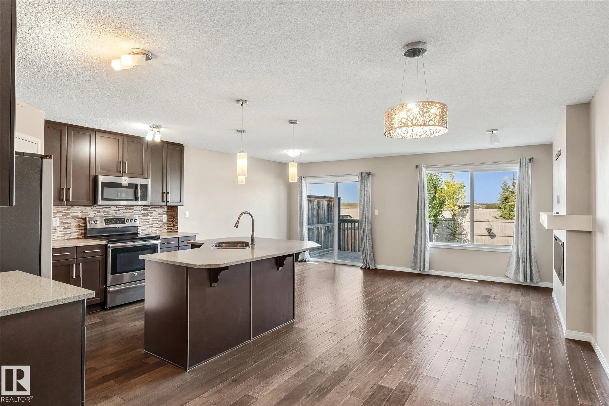 741 EAGLESON Crescent