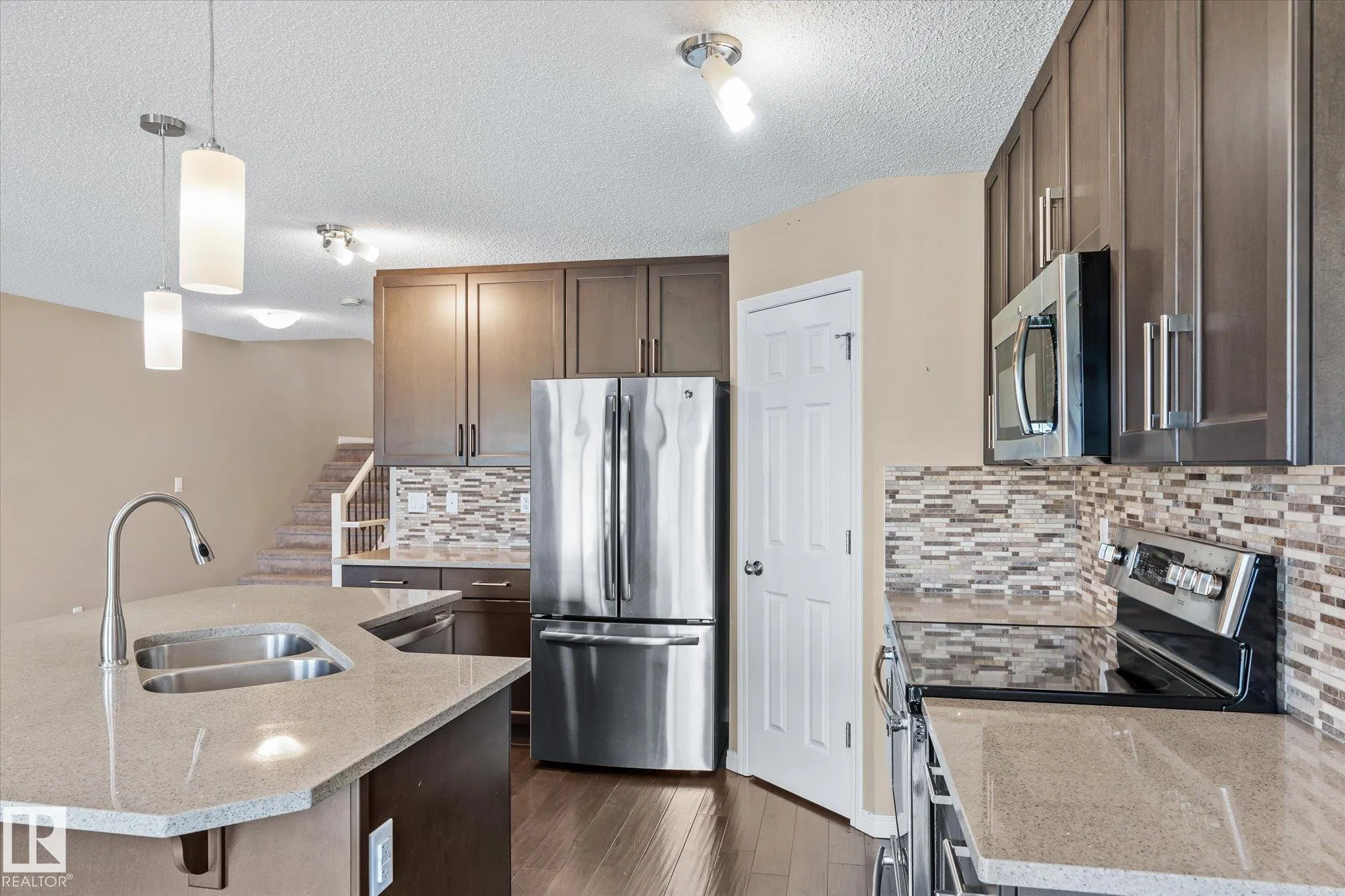 741 EAGLESON Crescent