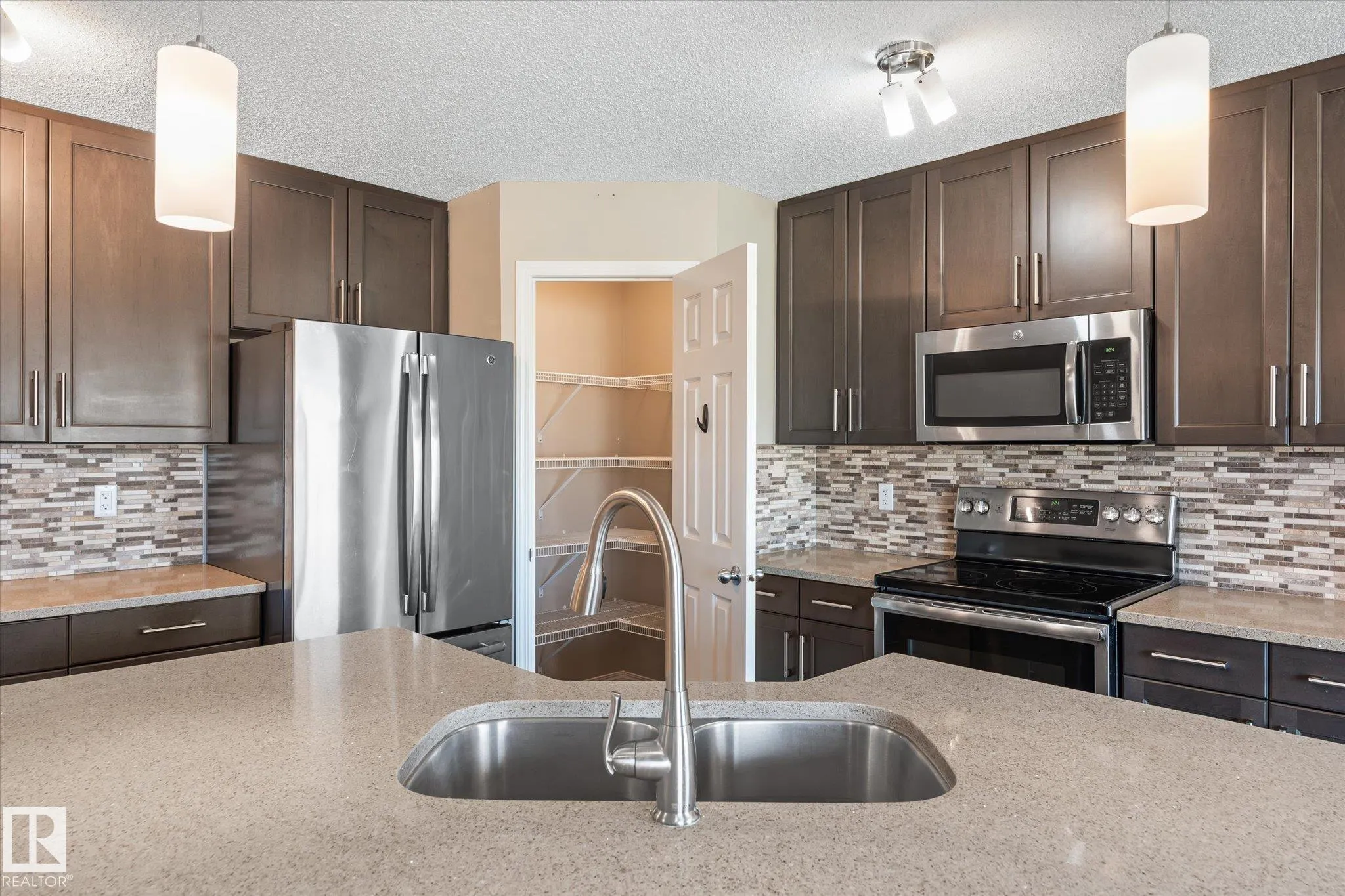 741 EAGLESON Crescent