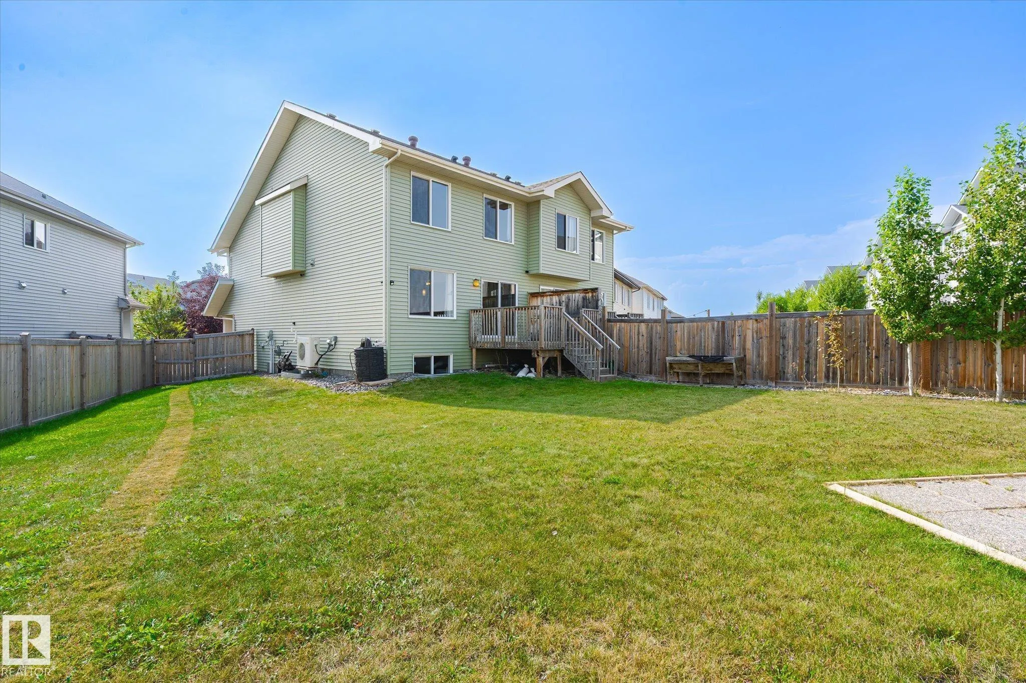 741 EAGLESON Crescent
