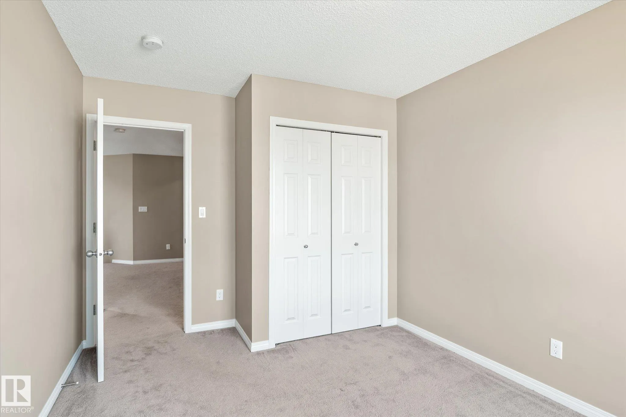741 EAGLESON Crescent