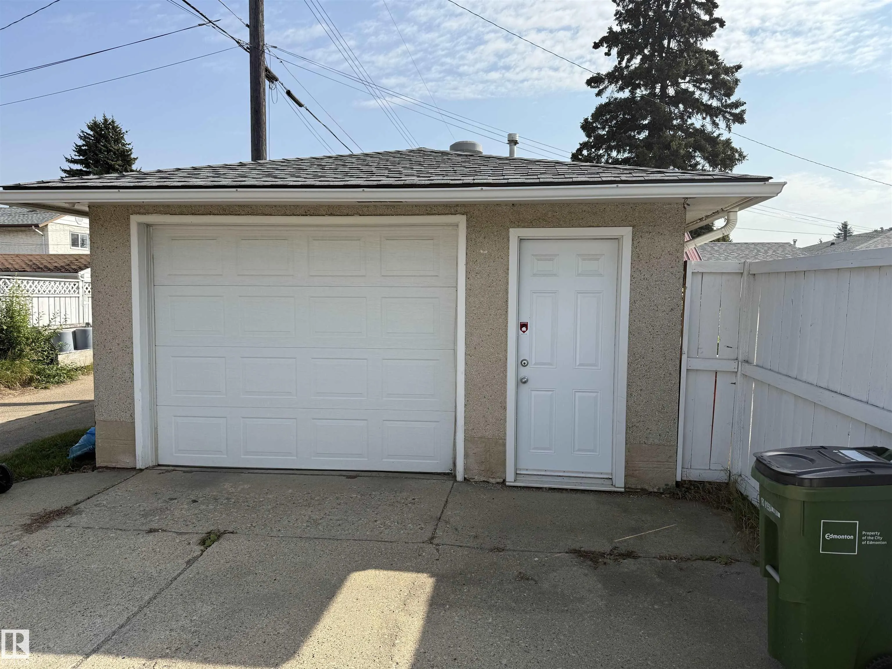 13812 132 Avenue