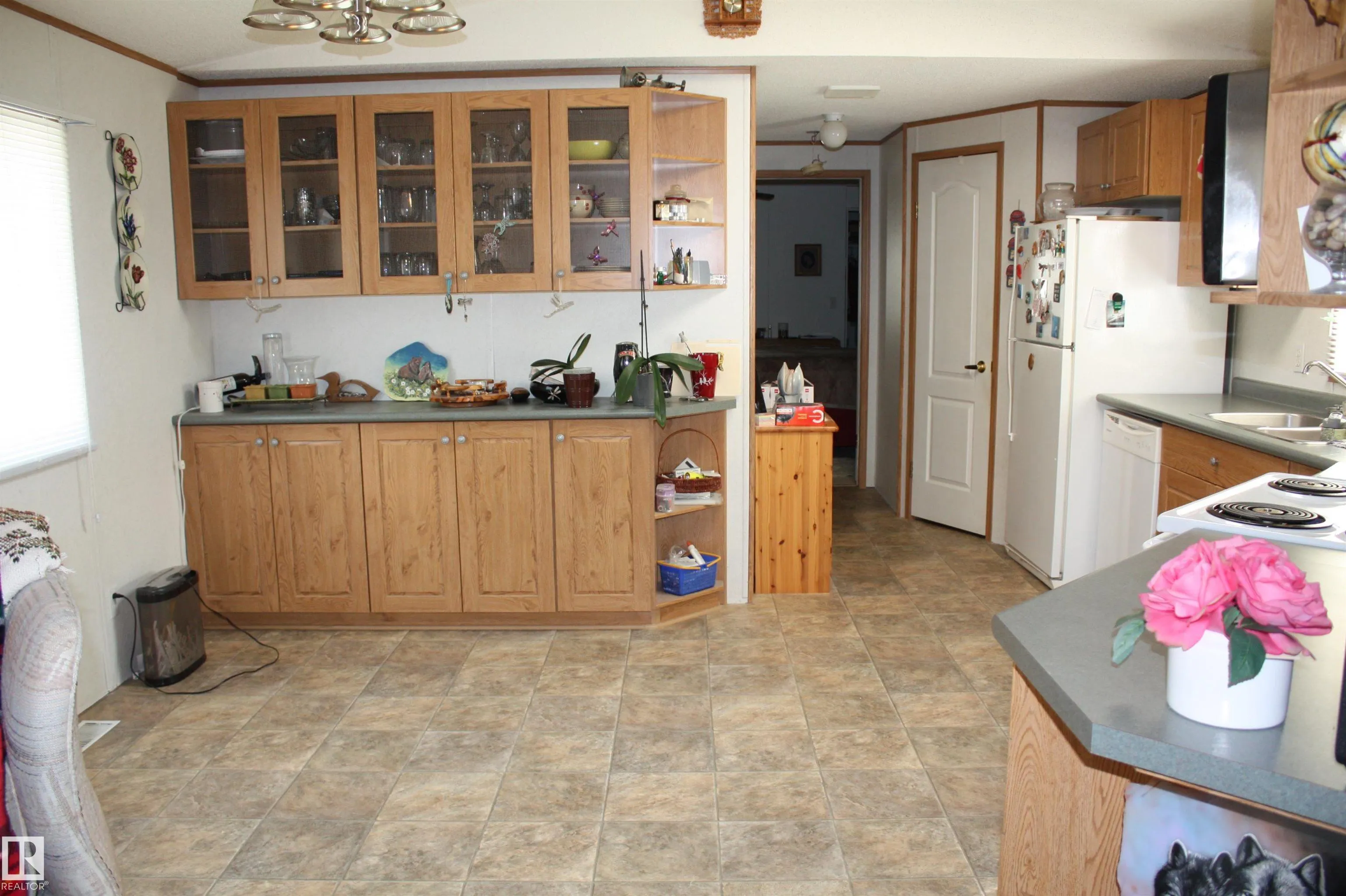 5414 EASTVIEW CRESCENT