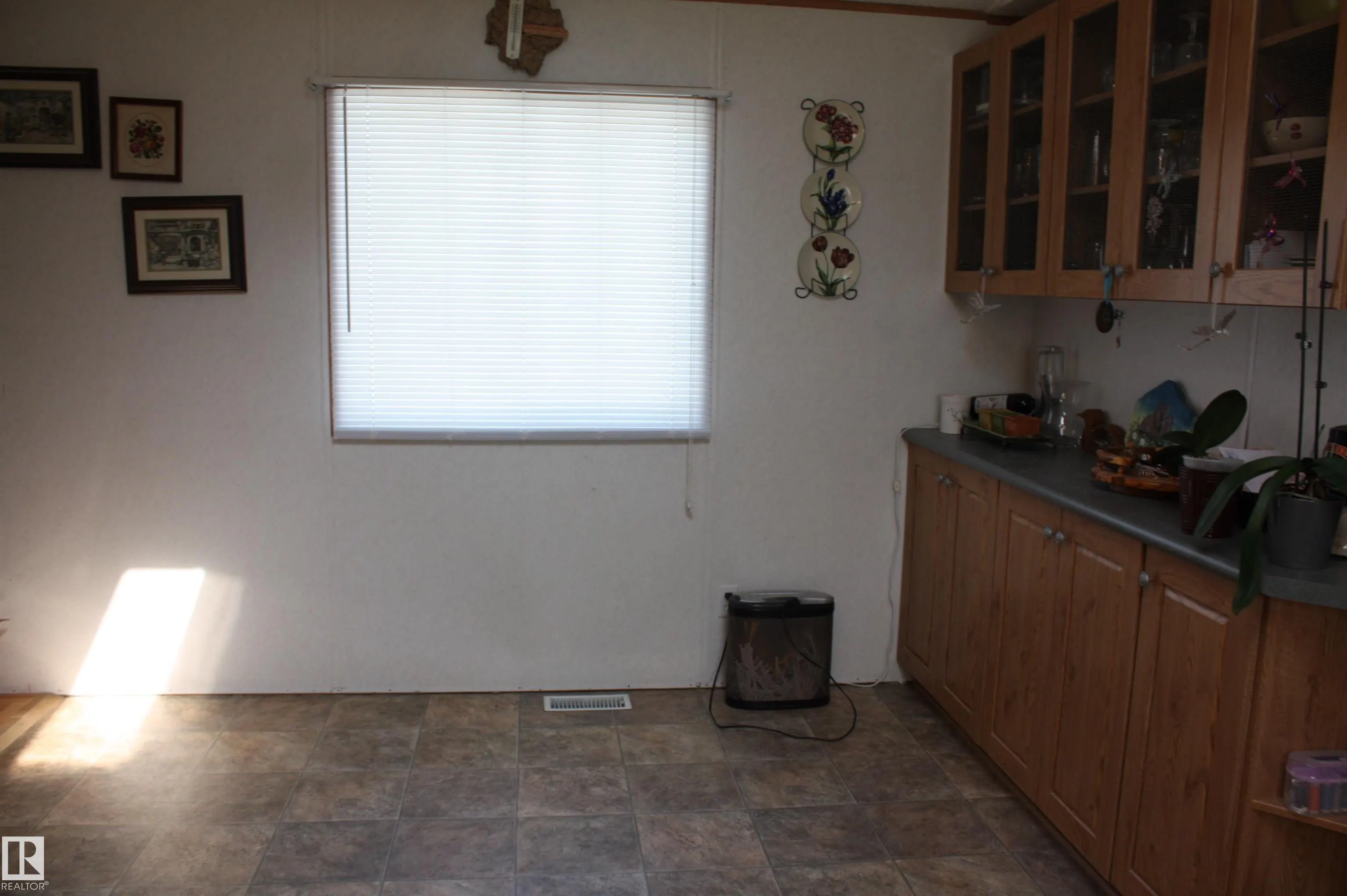 5414 EASTVIEW CRESCENT