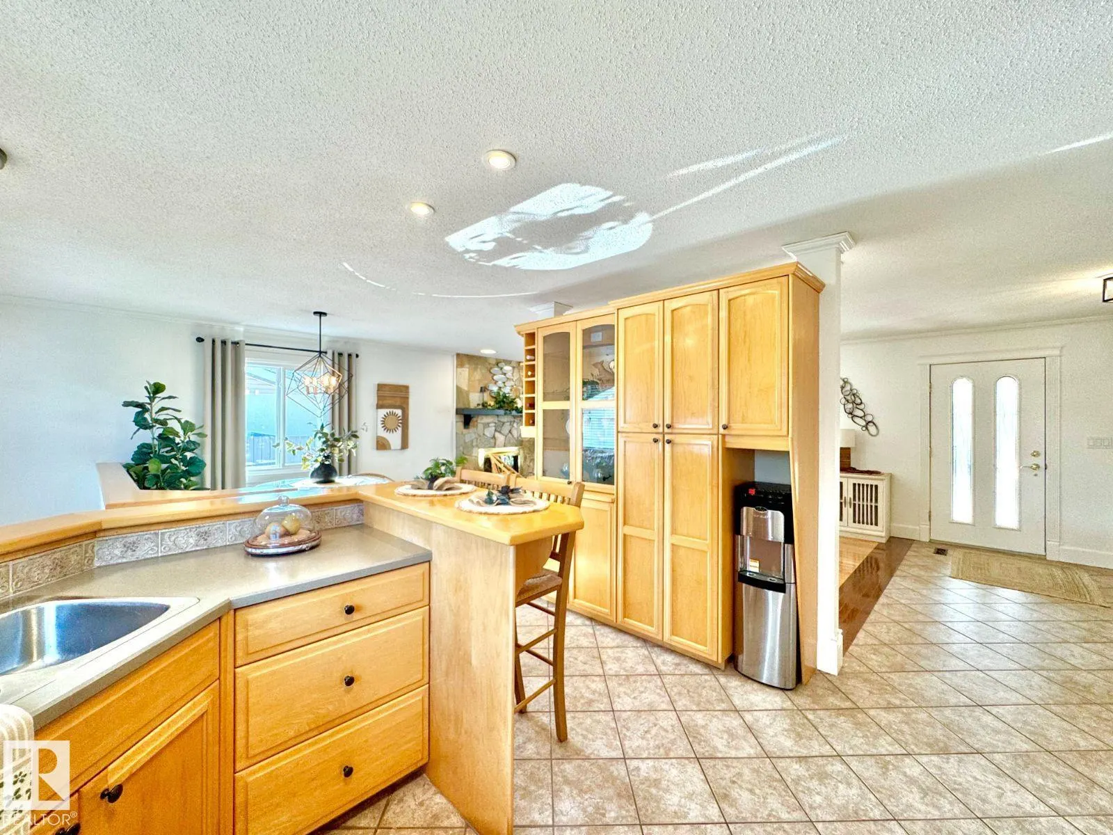 17 LONGVIEW Crescent