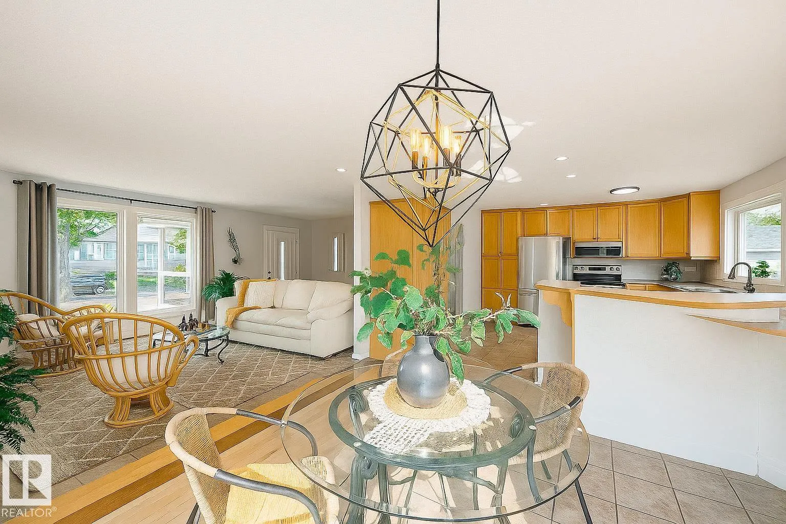 17 LONGVIEW Crescent