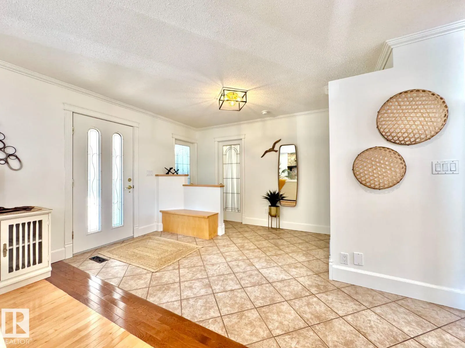 17 LONGVIEW Crescent