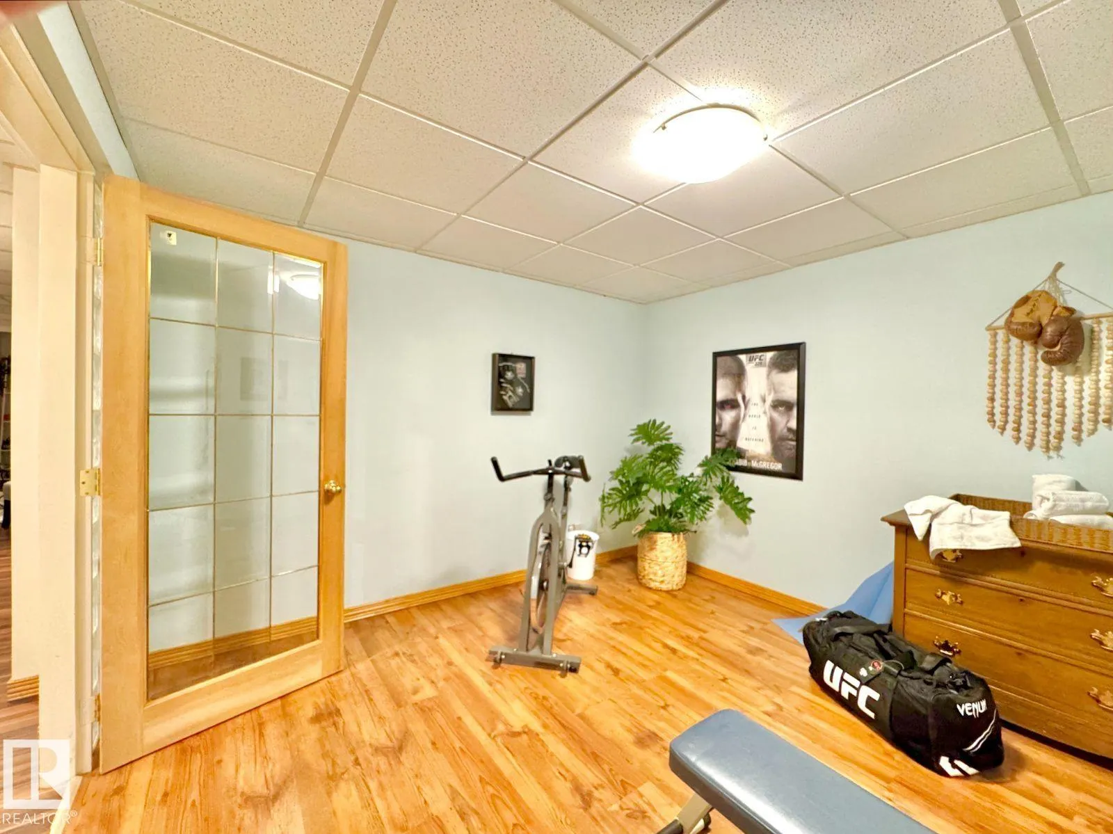 17 LONGVIEW Crescent
