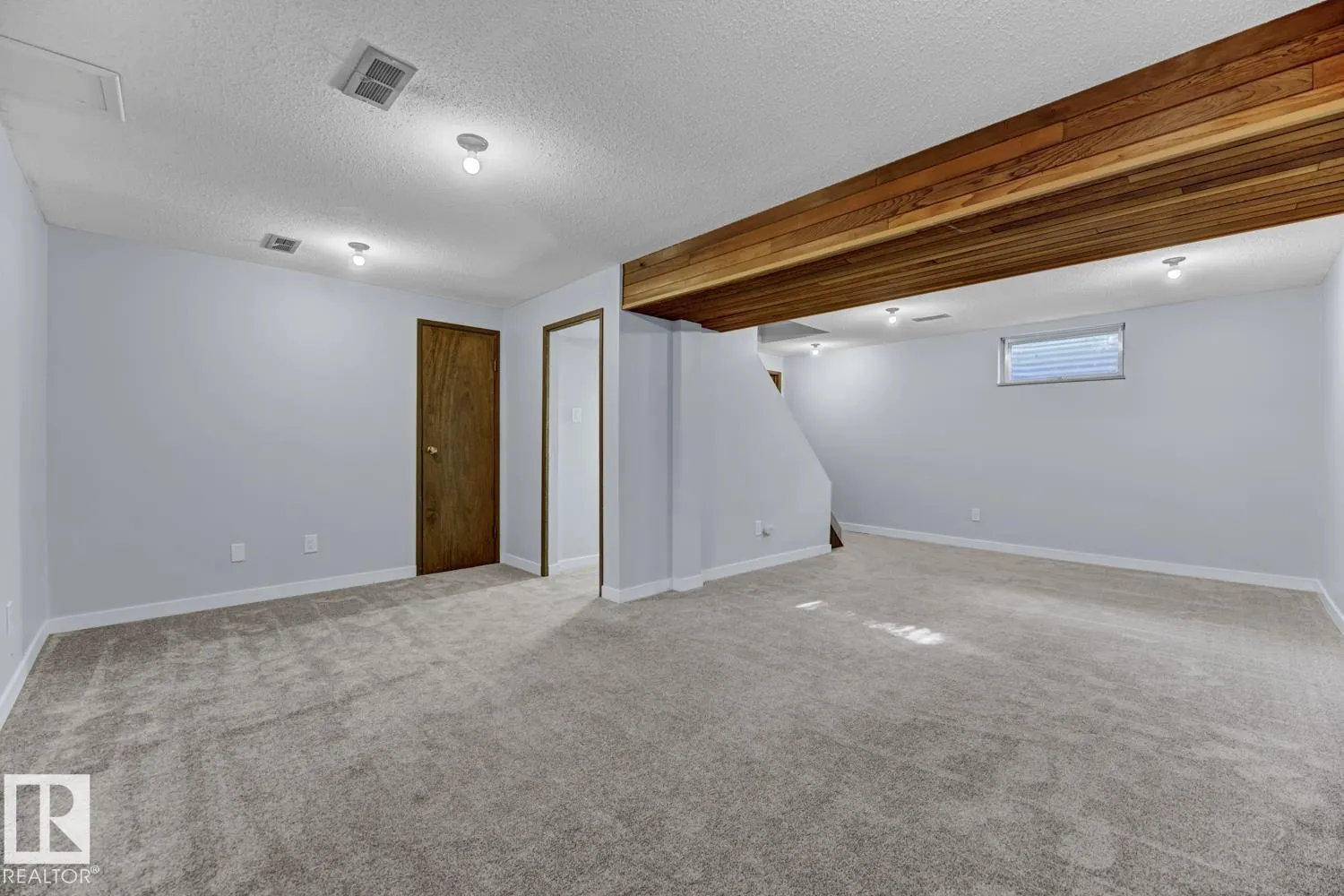 283 RIDGEWOOD Terrace