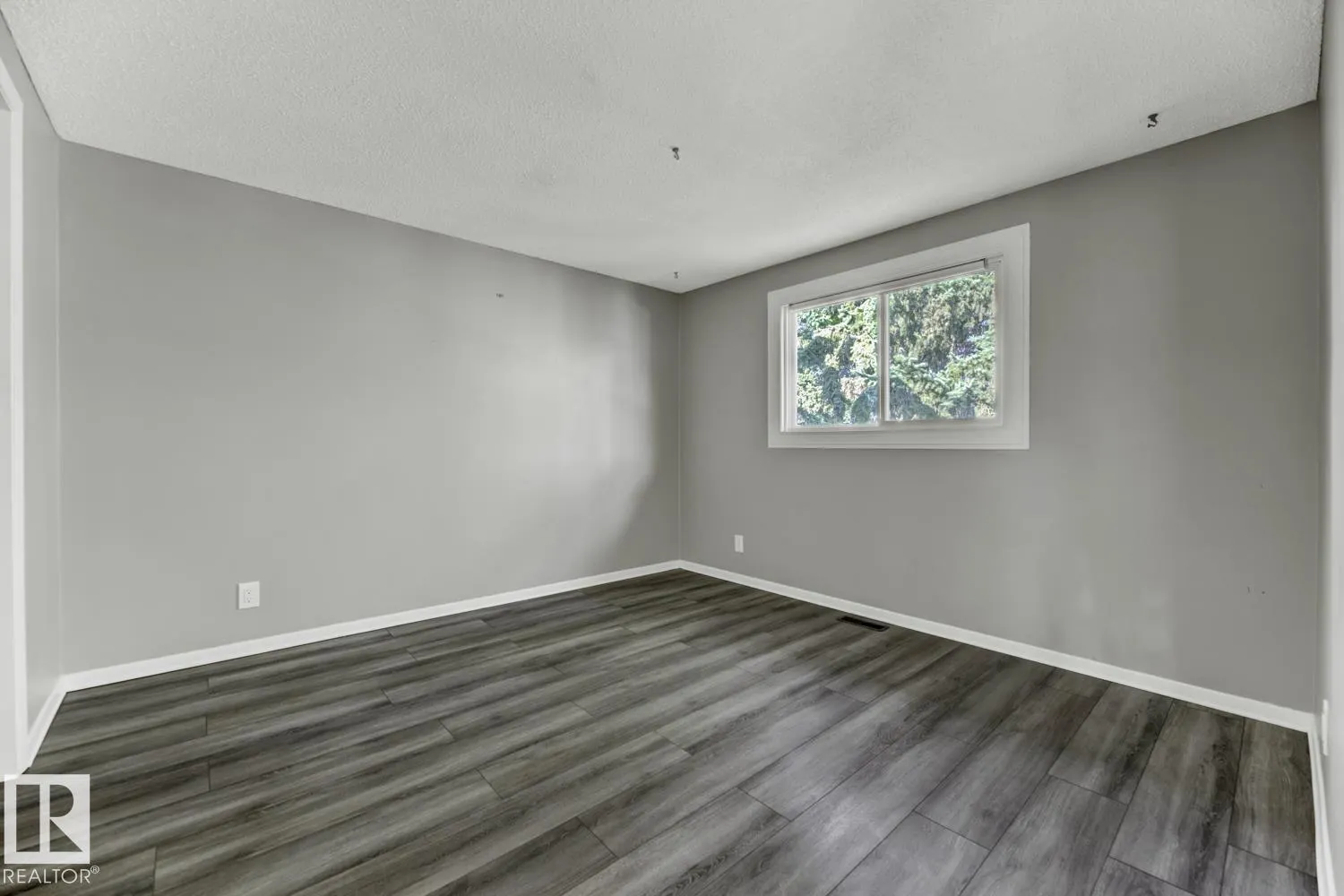 283 RIDGEWOOD Terrace