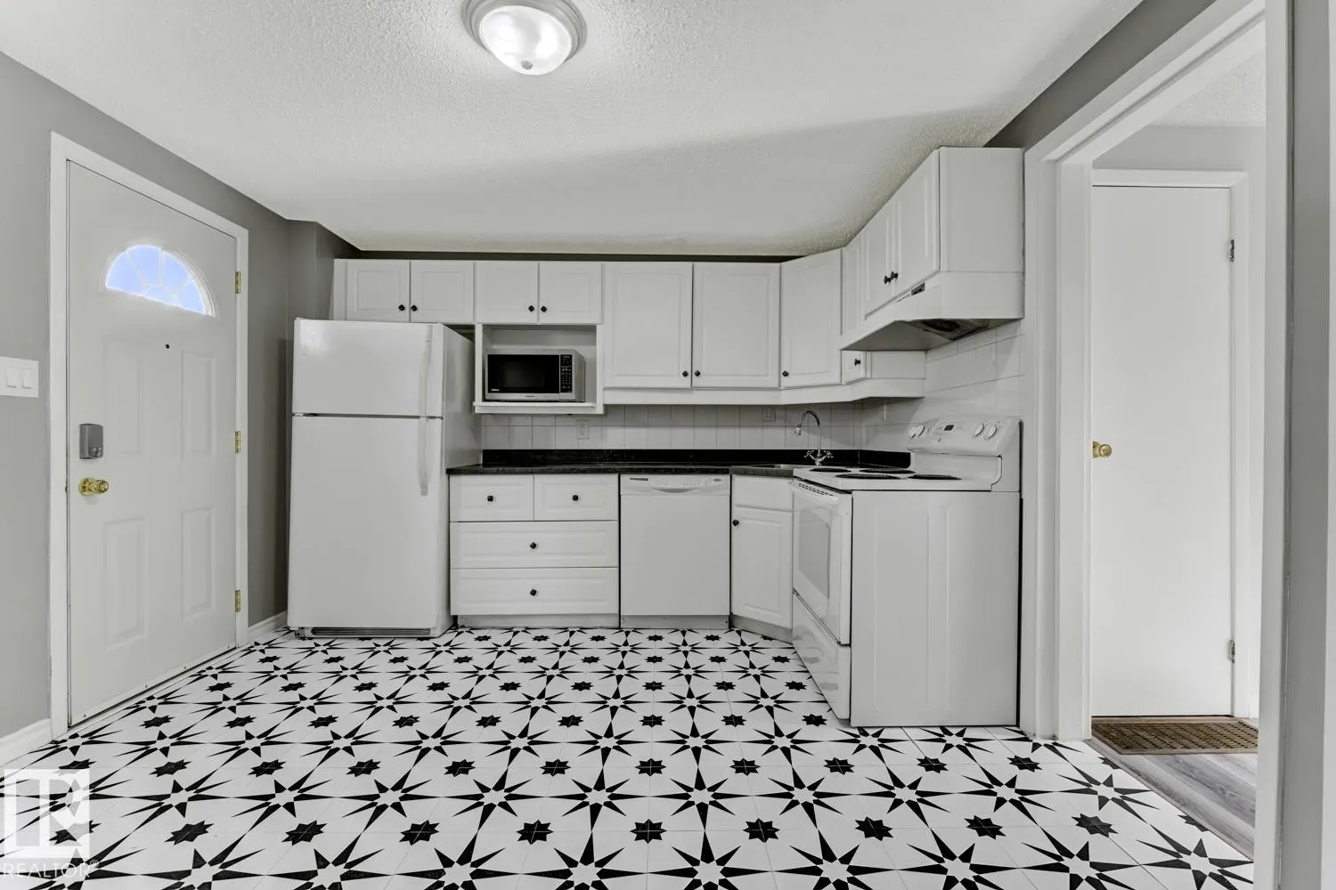 283 RIDGEWOOD Terrace