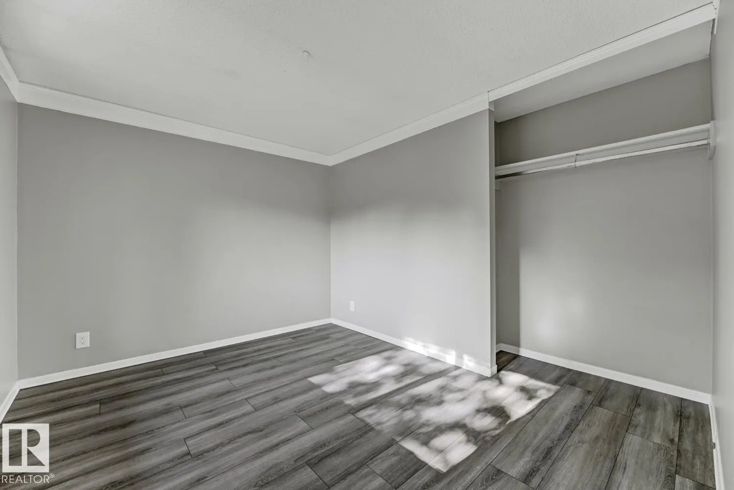 283 RIDGEWOOD Terrace