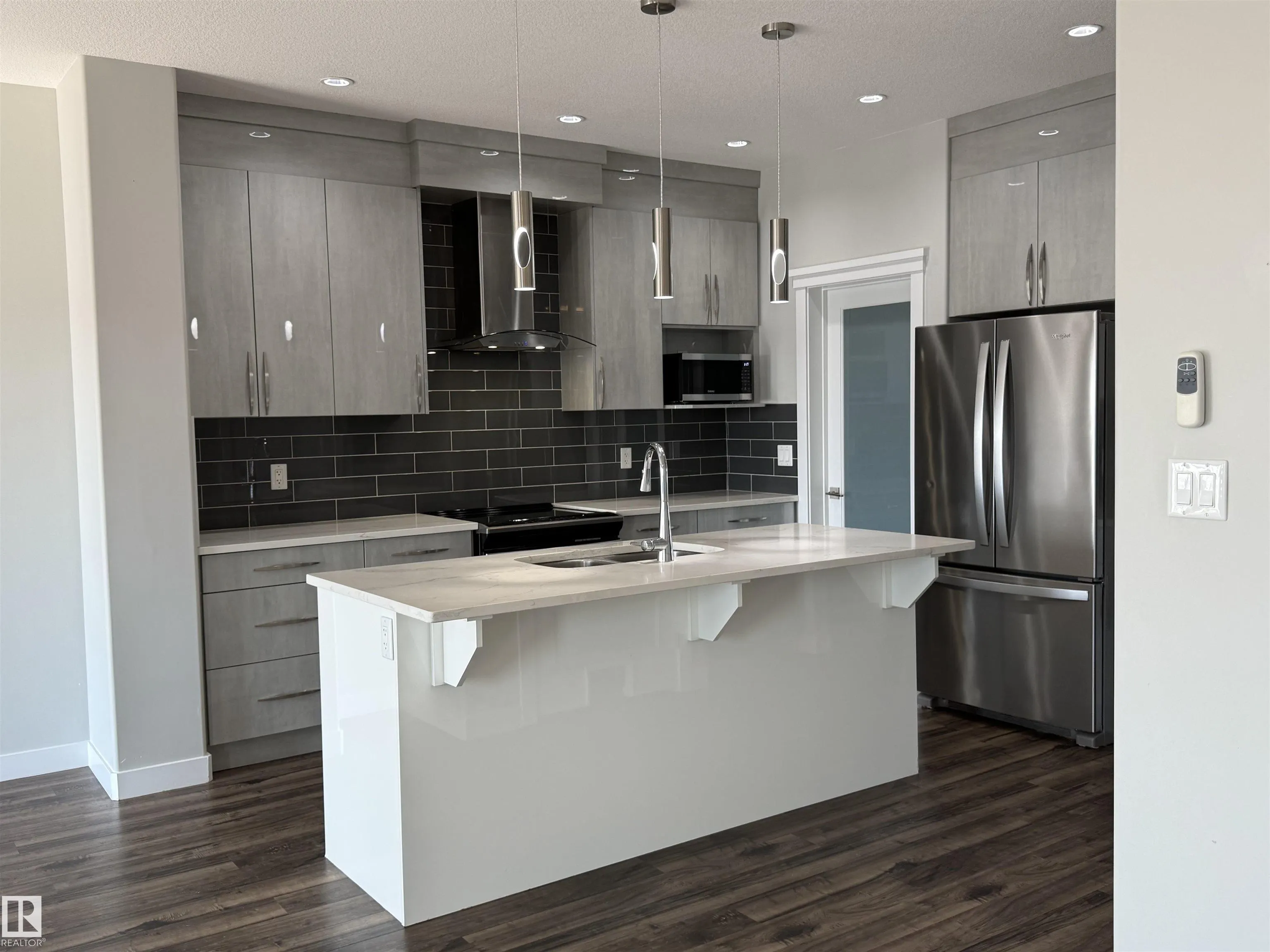 113 RICHMOND Link