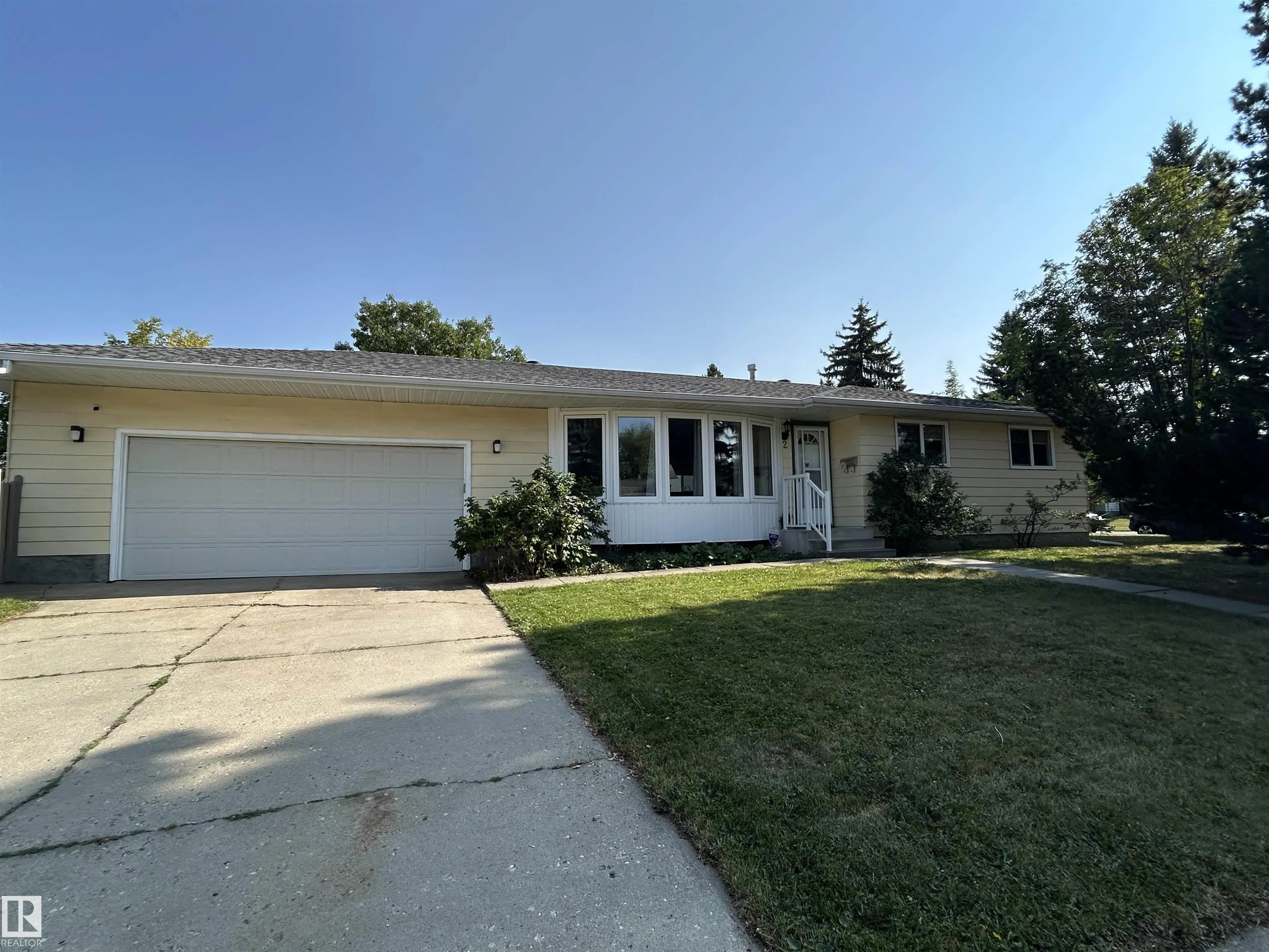 2 WASCANA Street