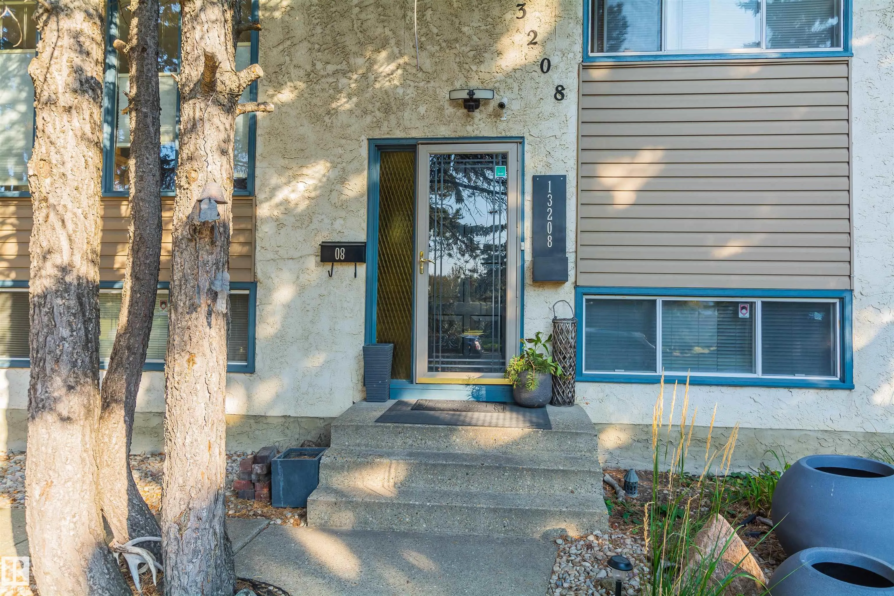 13208 128 Avenue