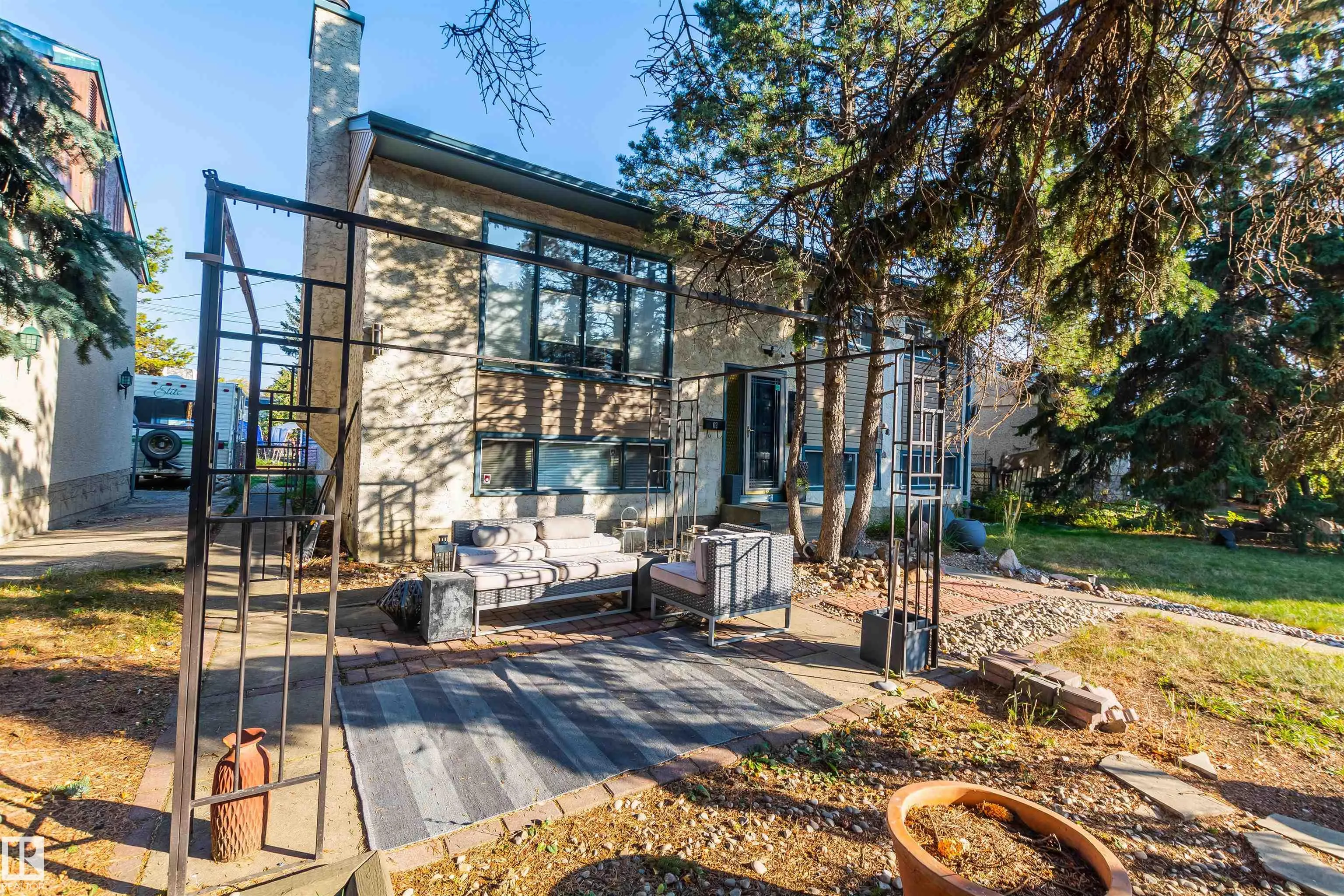 13208 128 Avenue