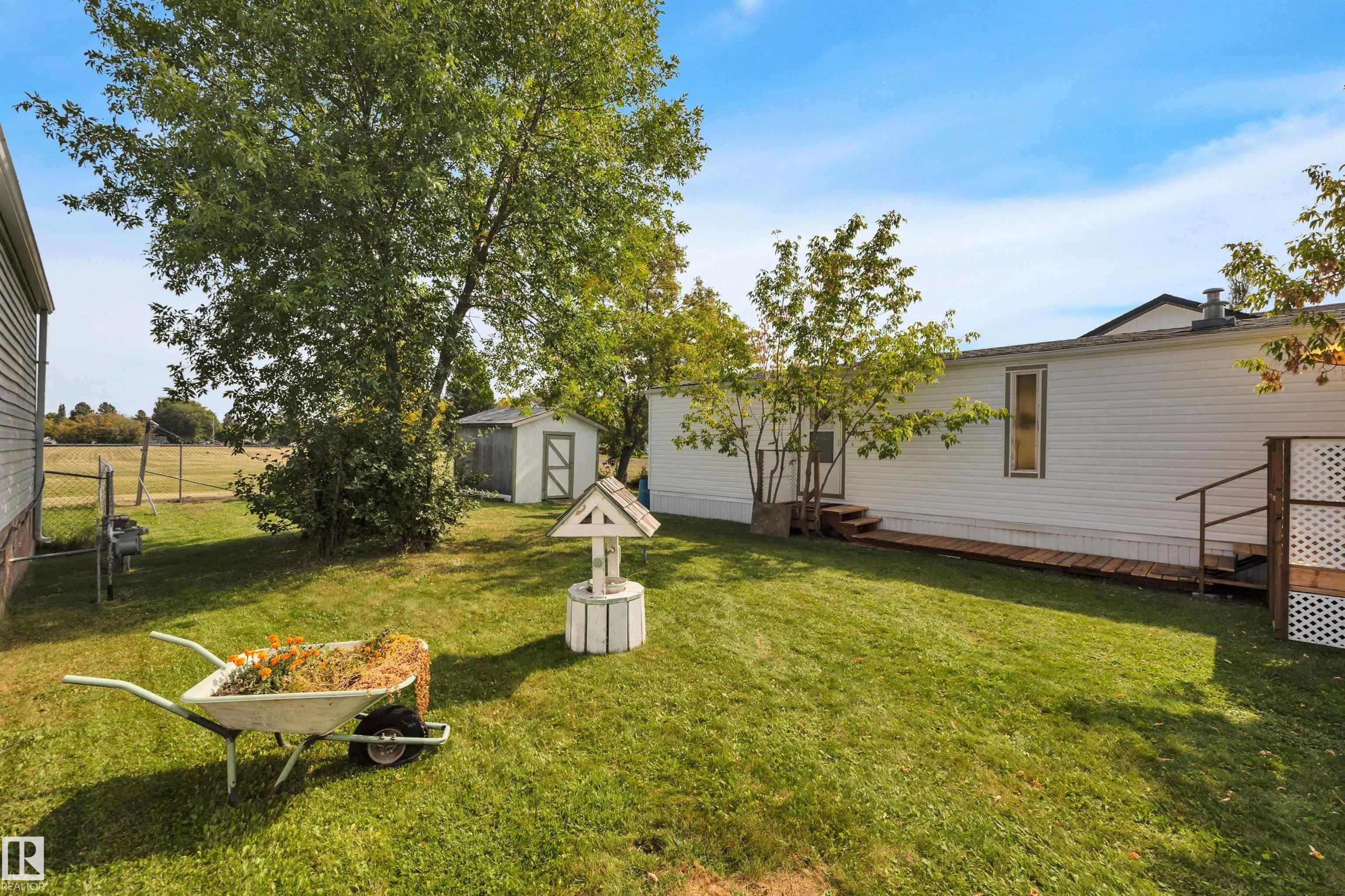 46 Calmar Mobile Home Park