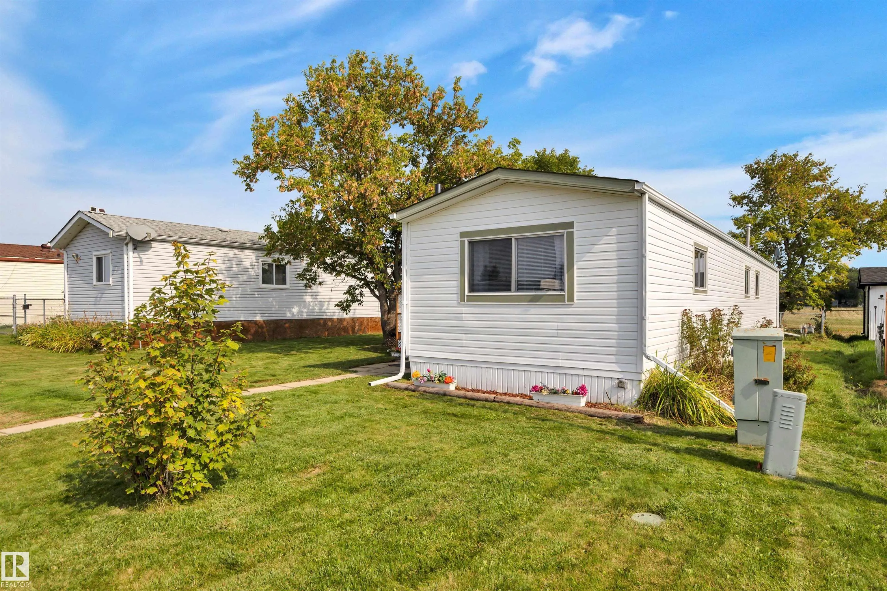 46 Calmar Mobile Home Park