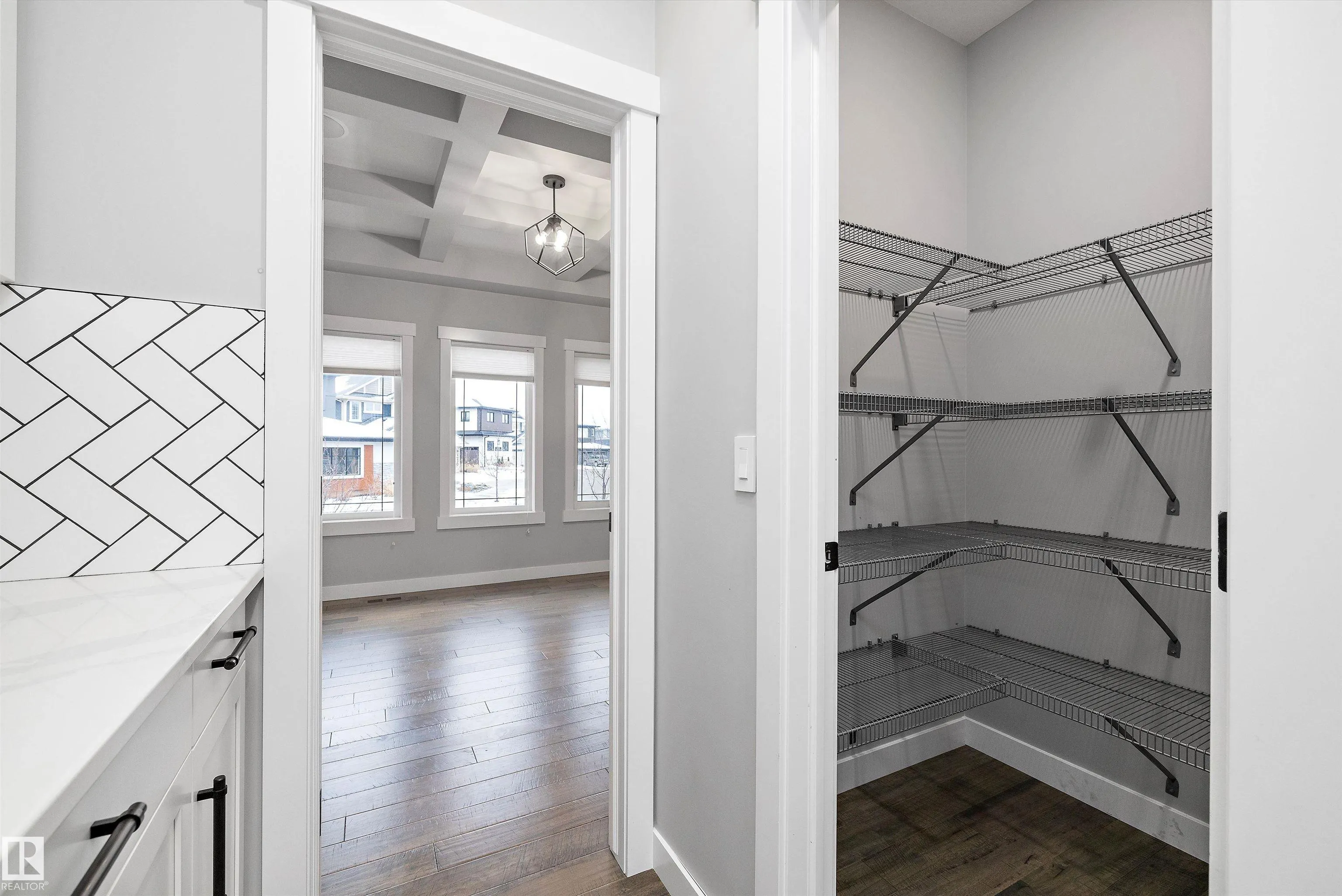 4229 VETERANS Way