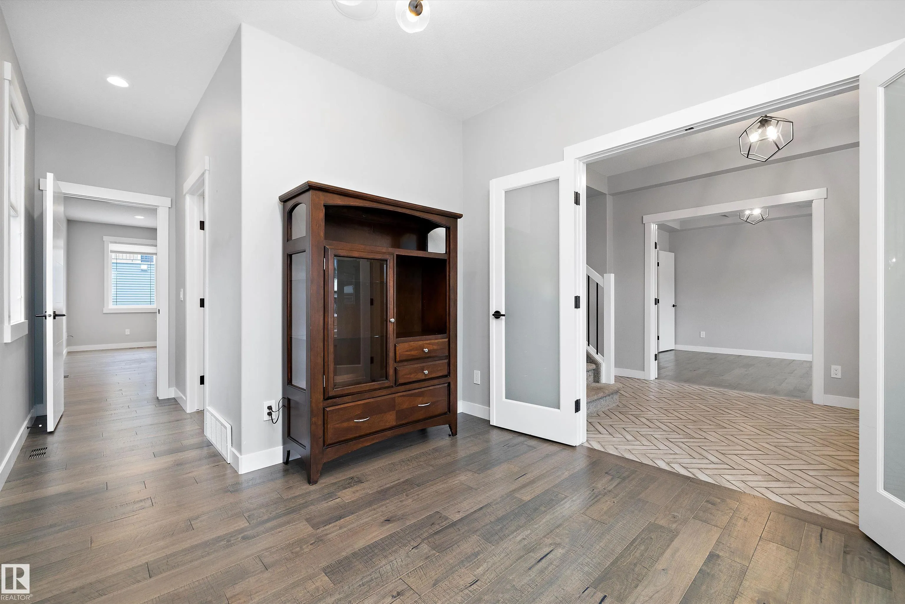 4229 VETERANS Way
