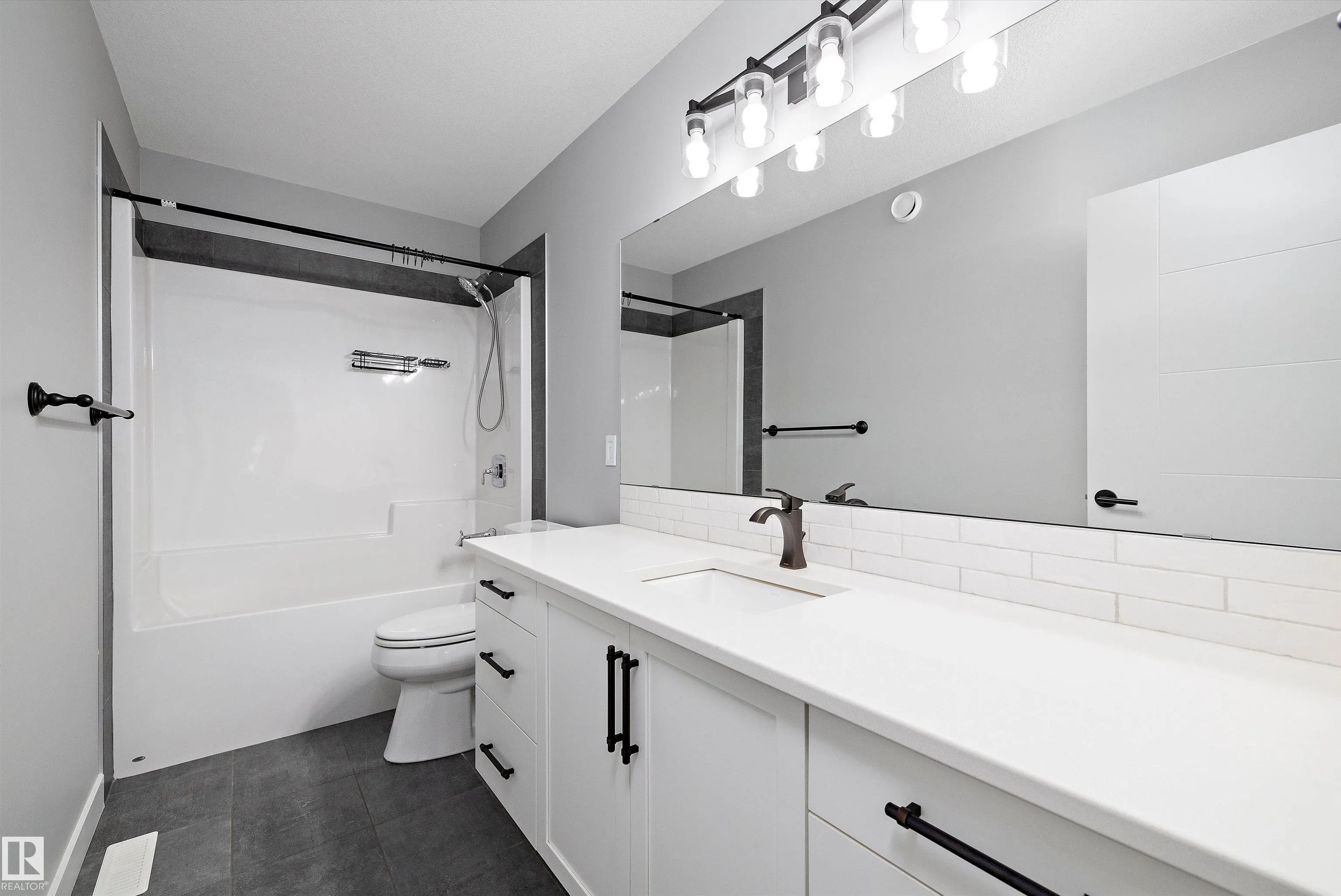 4229 VETERANS Way