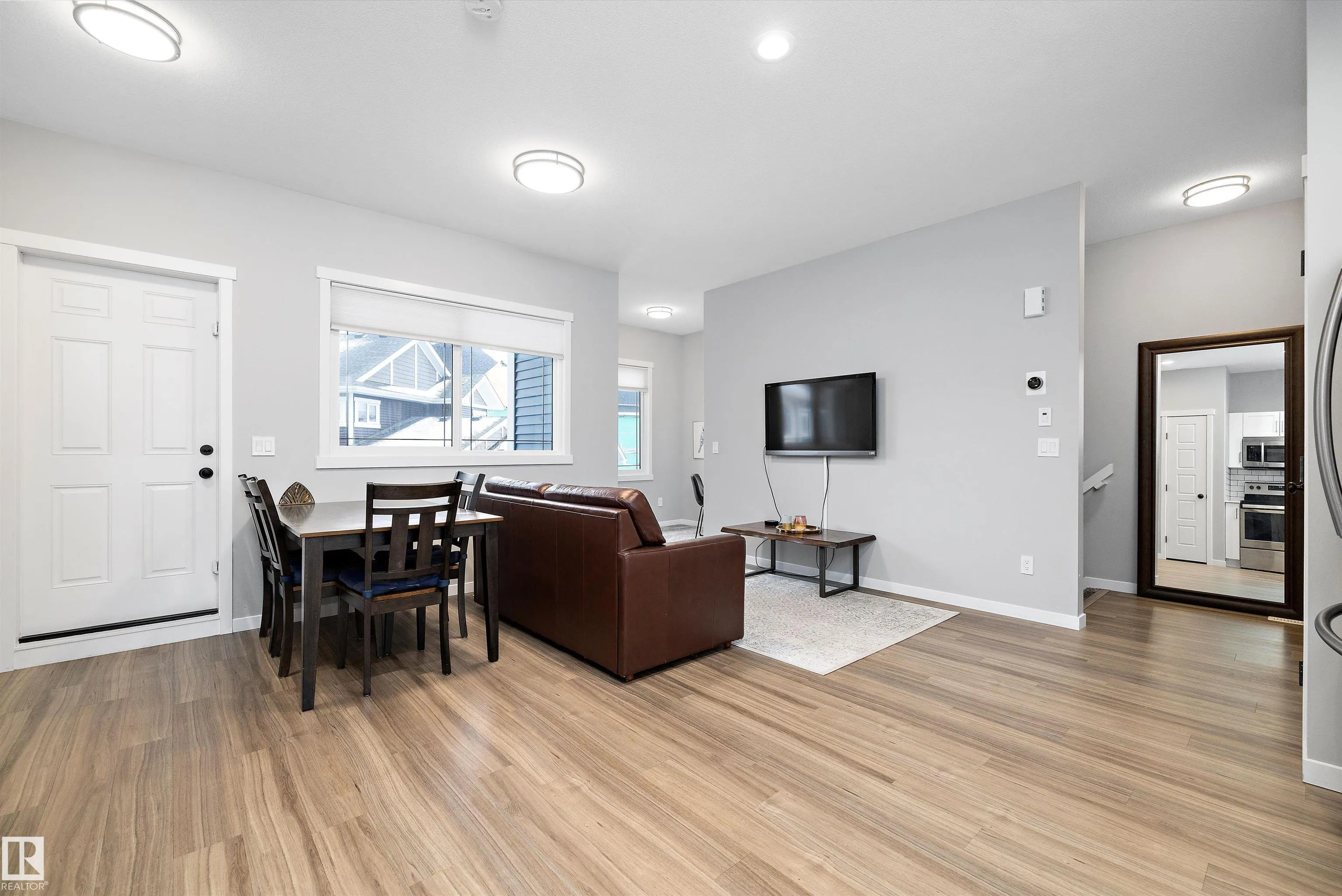 4229 VETERANS Way