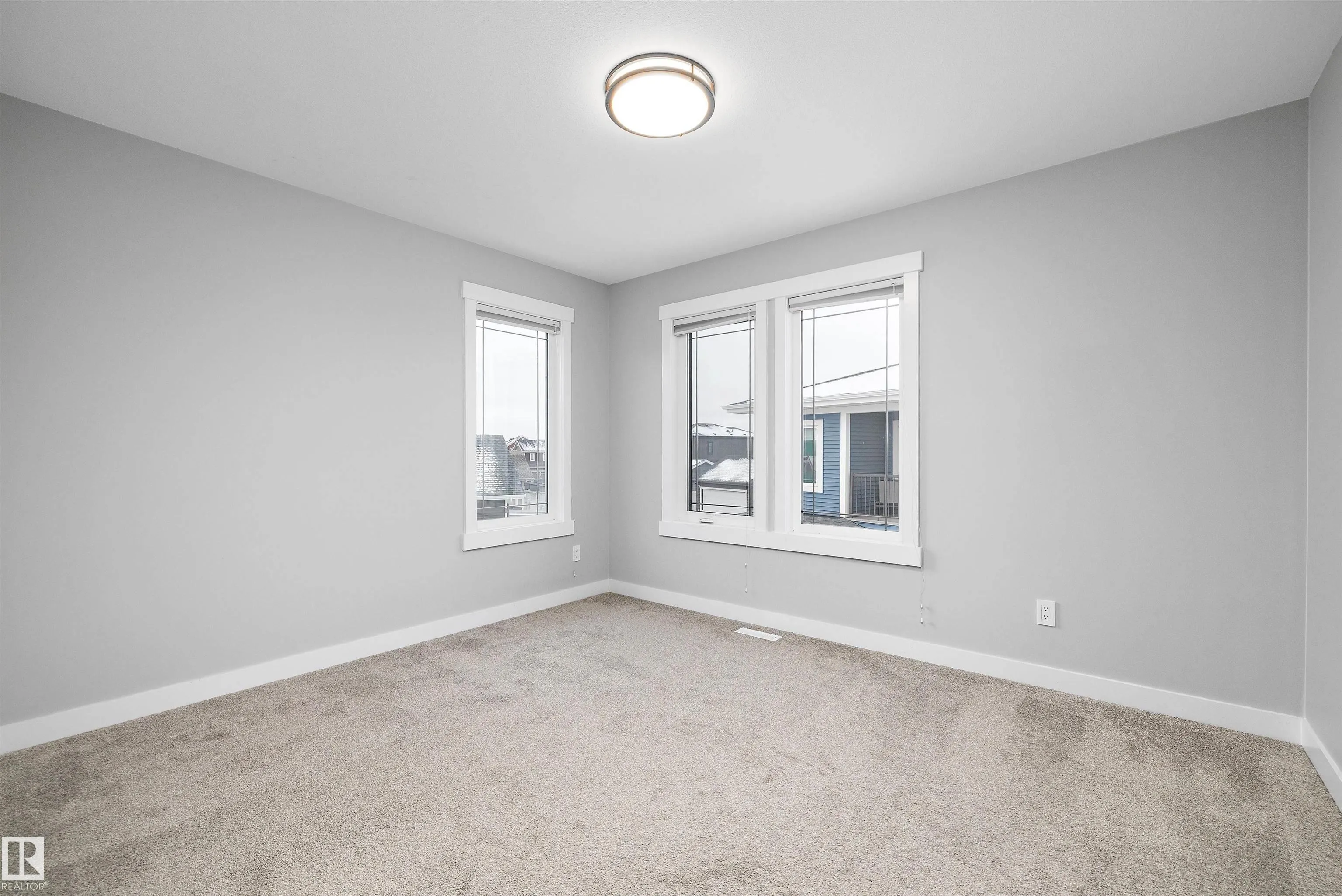 4229 VETERANS Way