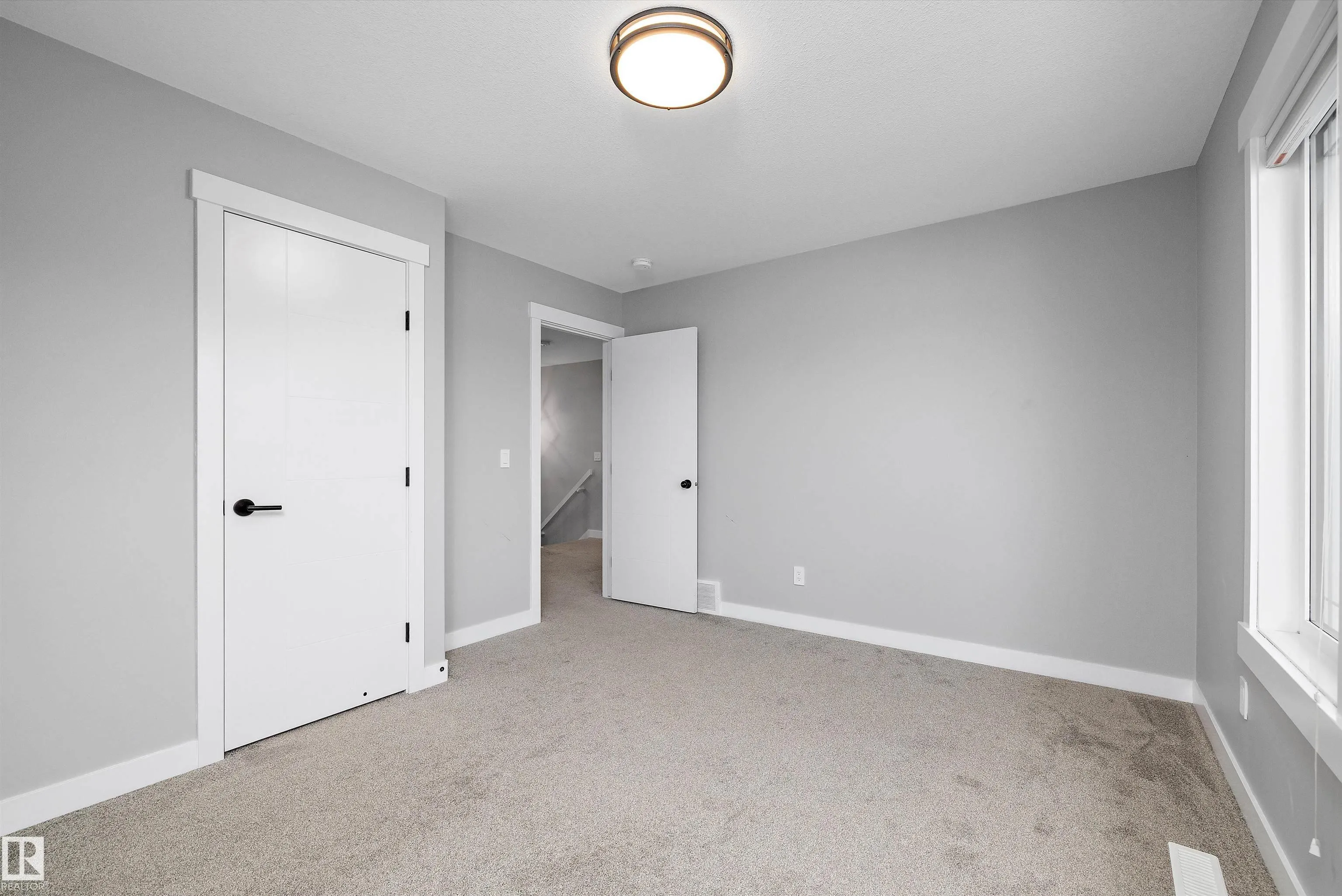4229 VETERANS Way