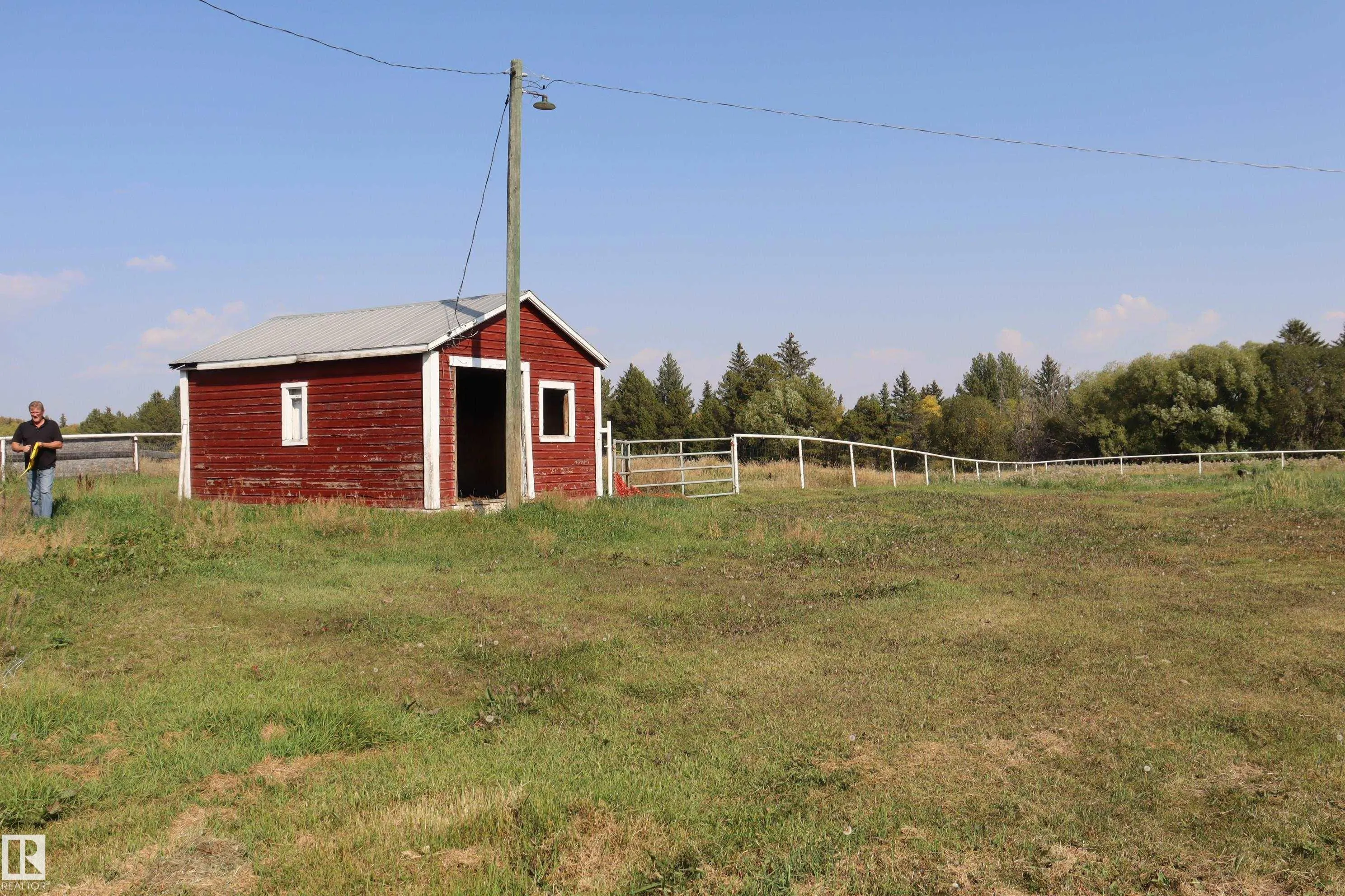 243066 Twp. Rd. 464