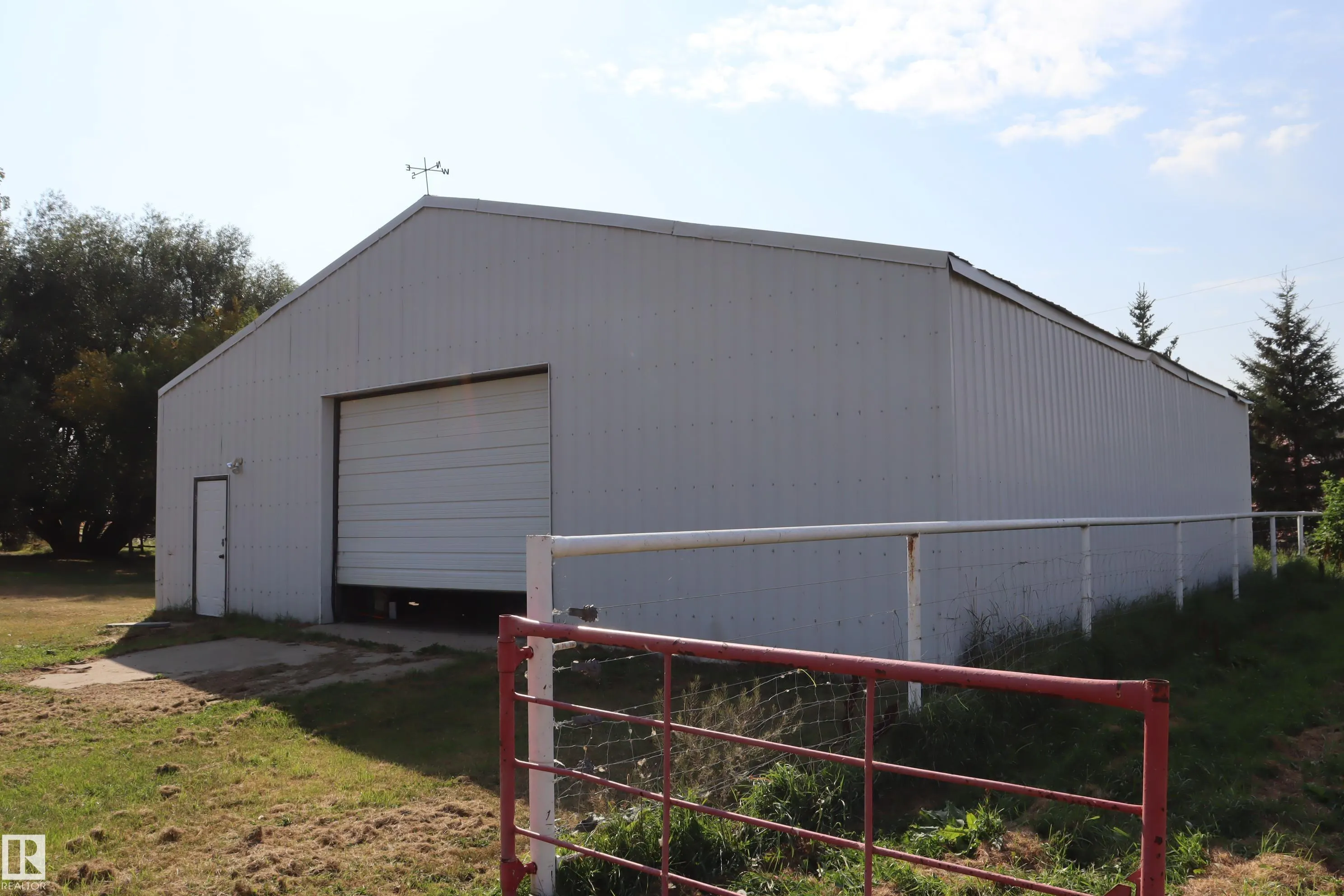 243066 Twp. Rd. 464